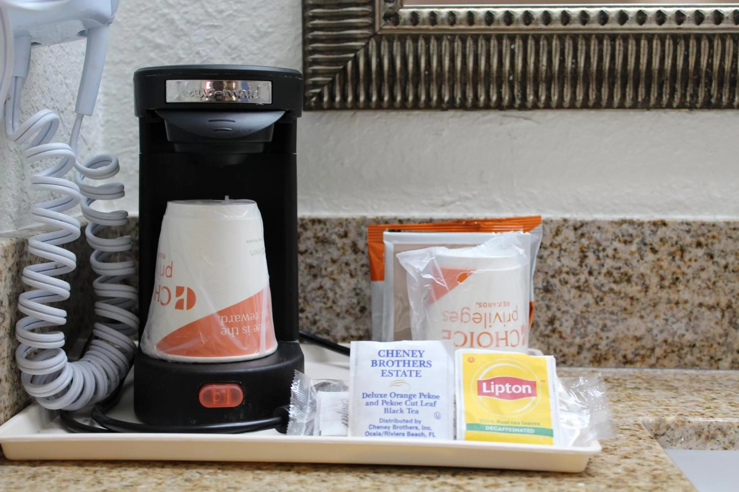 Coffee/tea facilities in Quality Inn Florida City - Gateway to the Keys