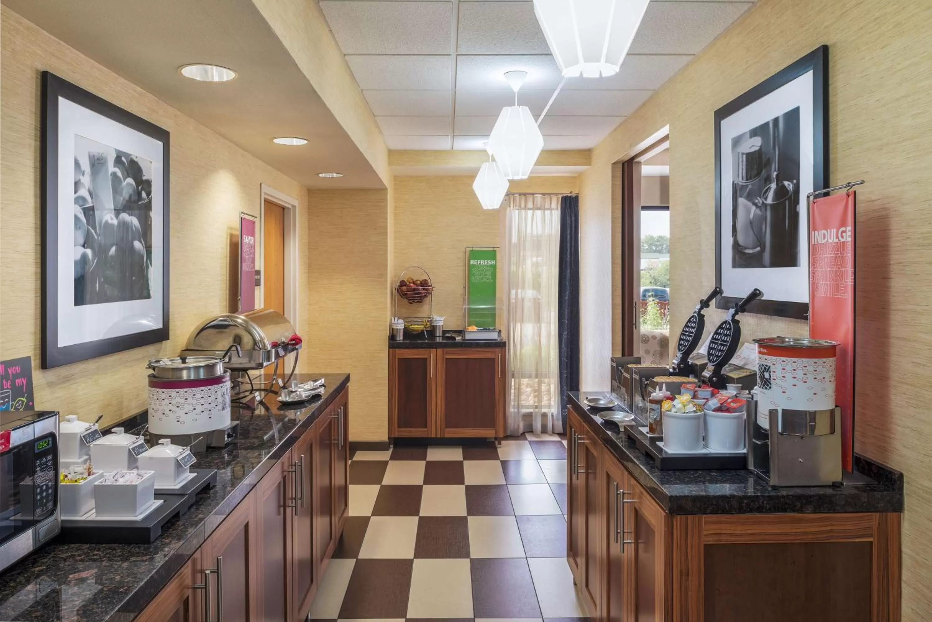 Breakfast in Hampton Inn Columbia