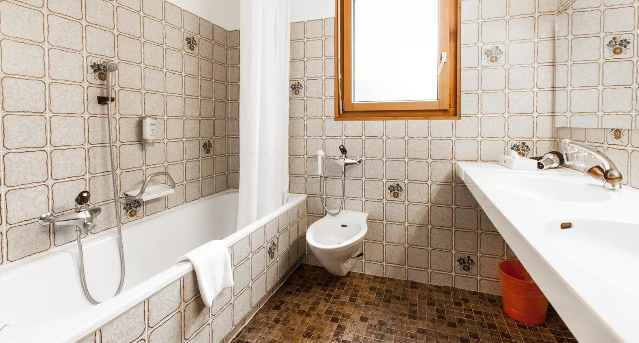 Bathroom in Kurhaus Lenzerheide