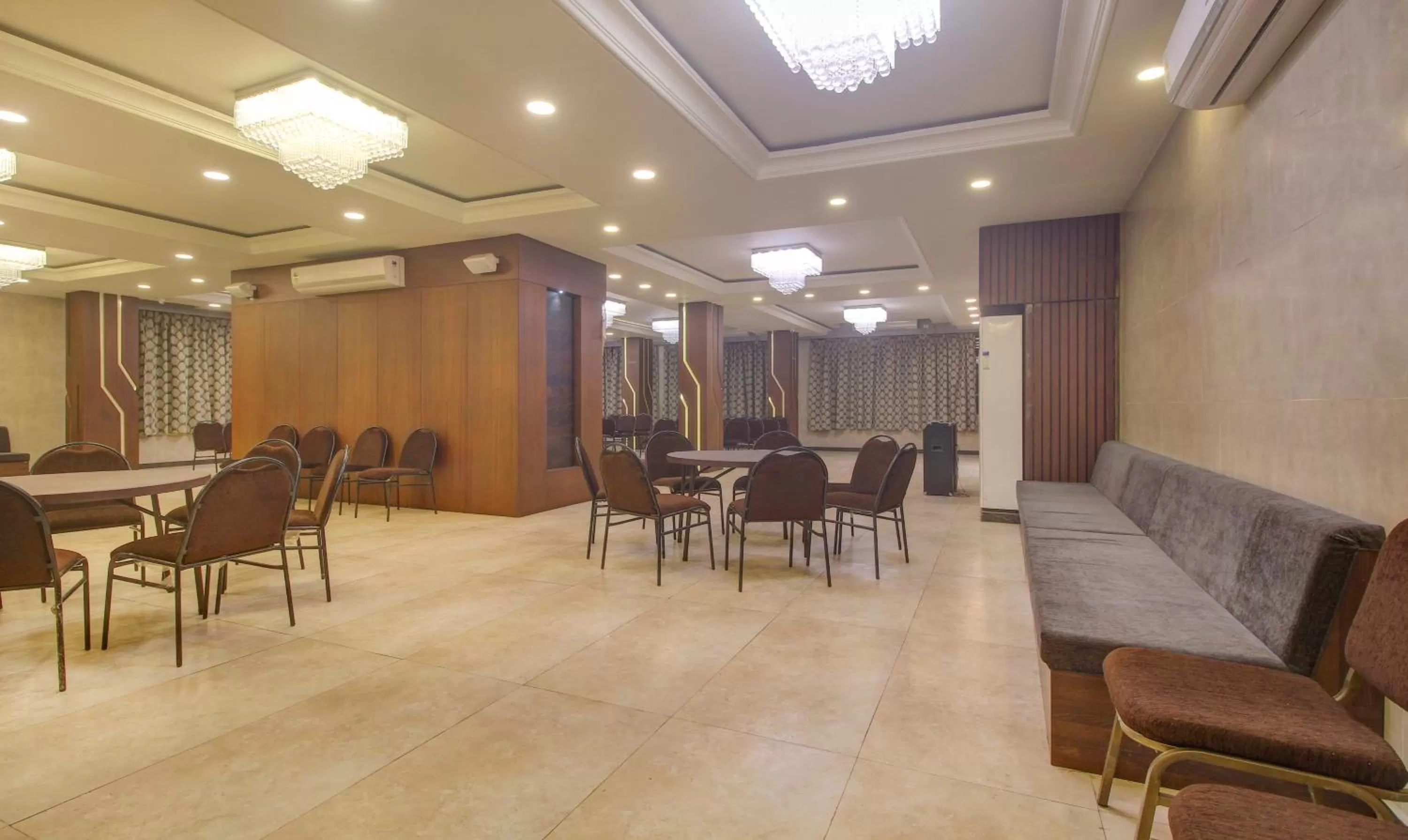 Banquet/Function facilities in Itsy By Treebo - Golden Fiesta