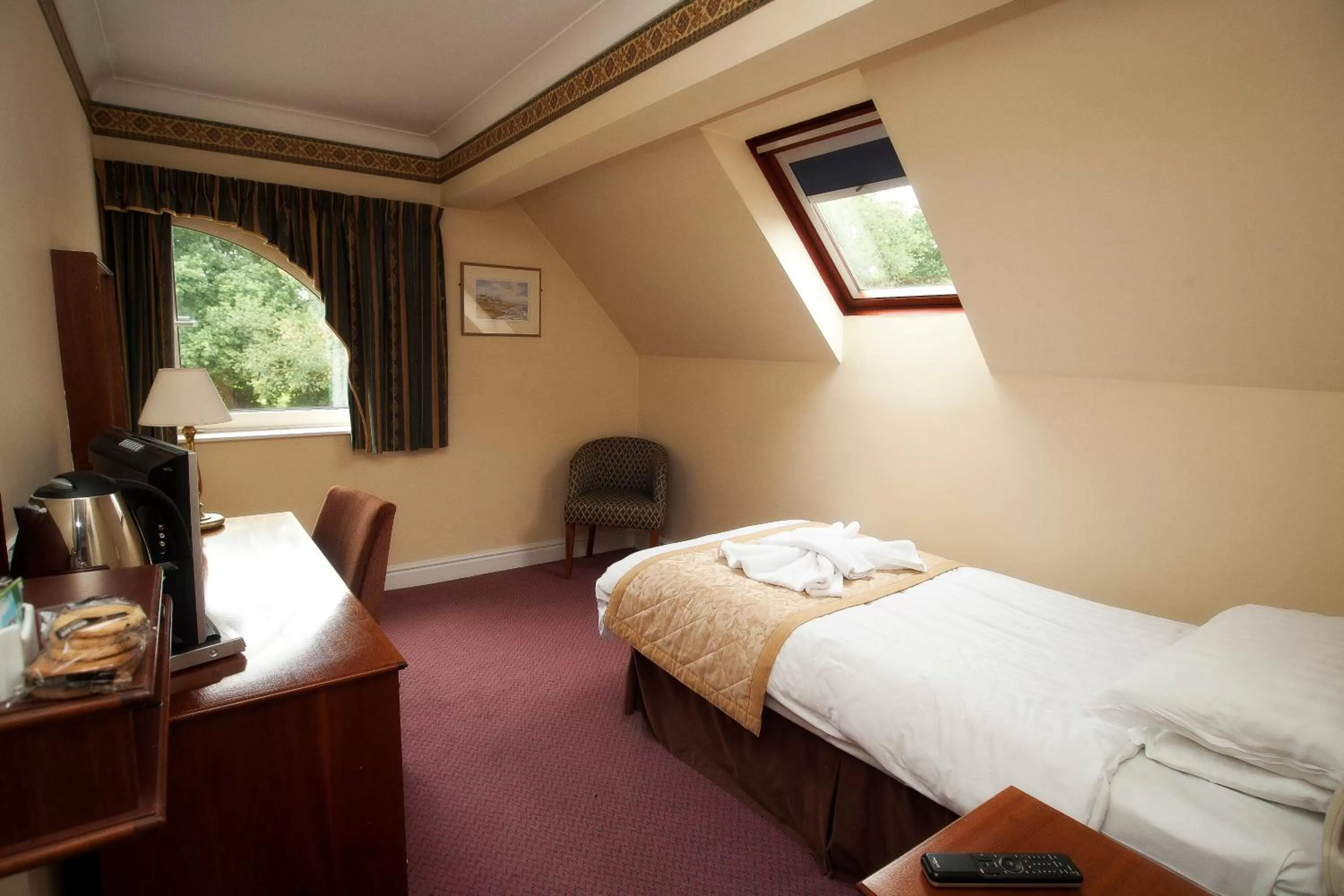 Deluxe Single Room in Ufford Park Resort
