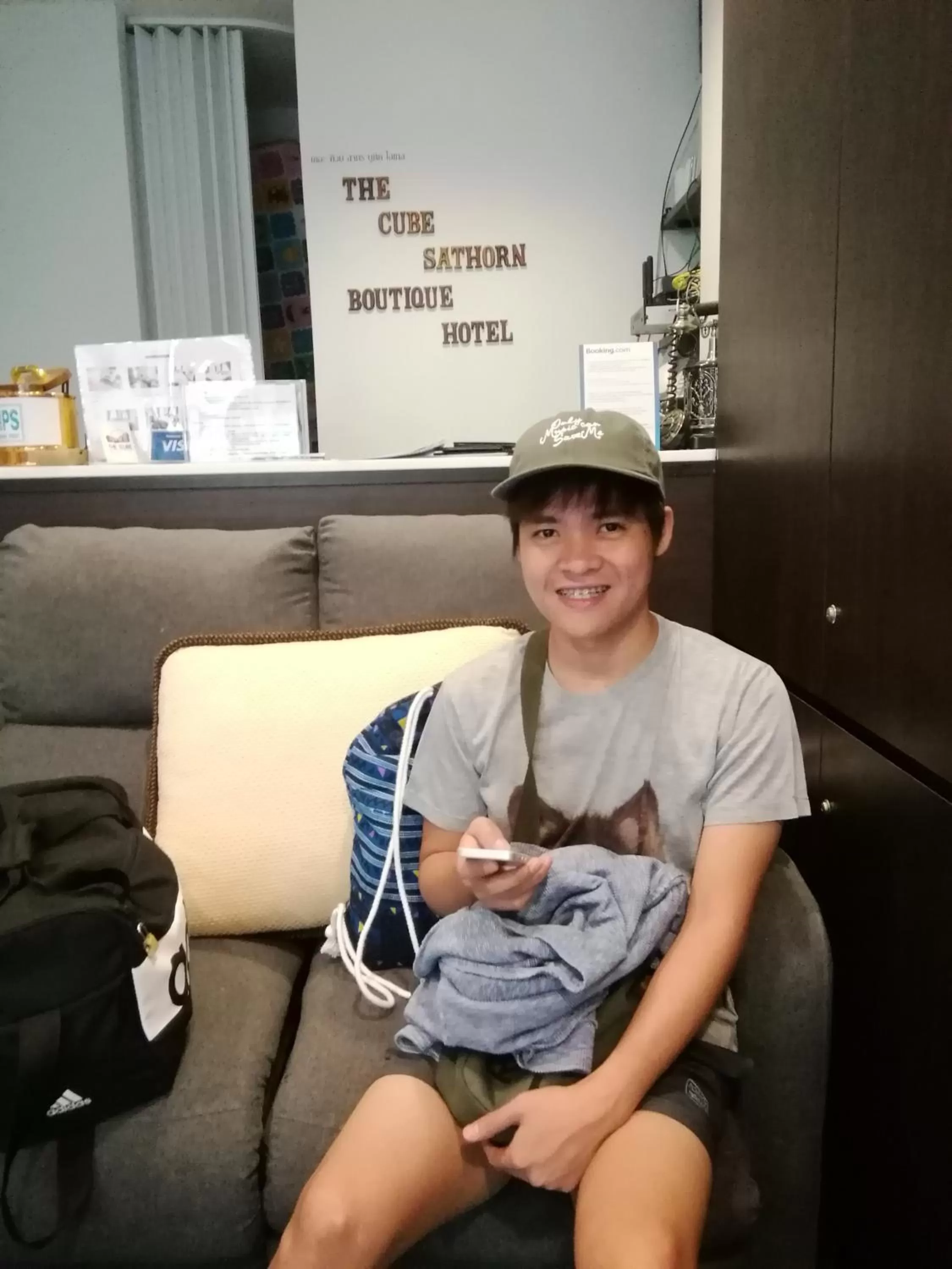 The Cube Sathorn Boutique Hotel เดอะ คิวบ์ สาทร บูติค โฮเทล Near BTS Surasak