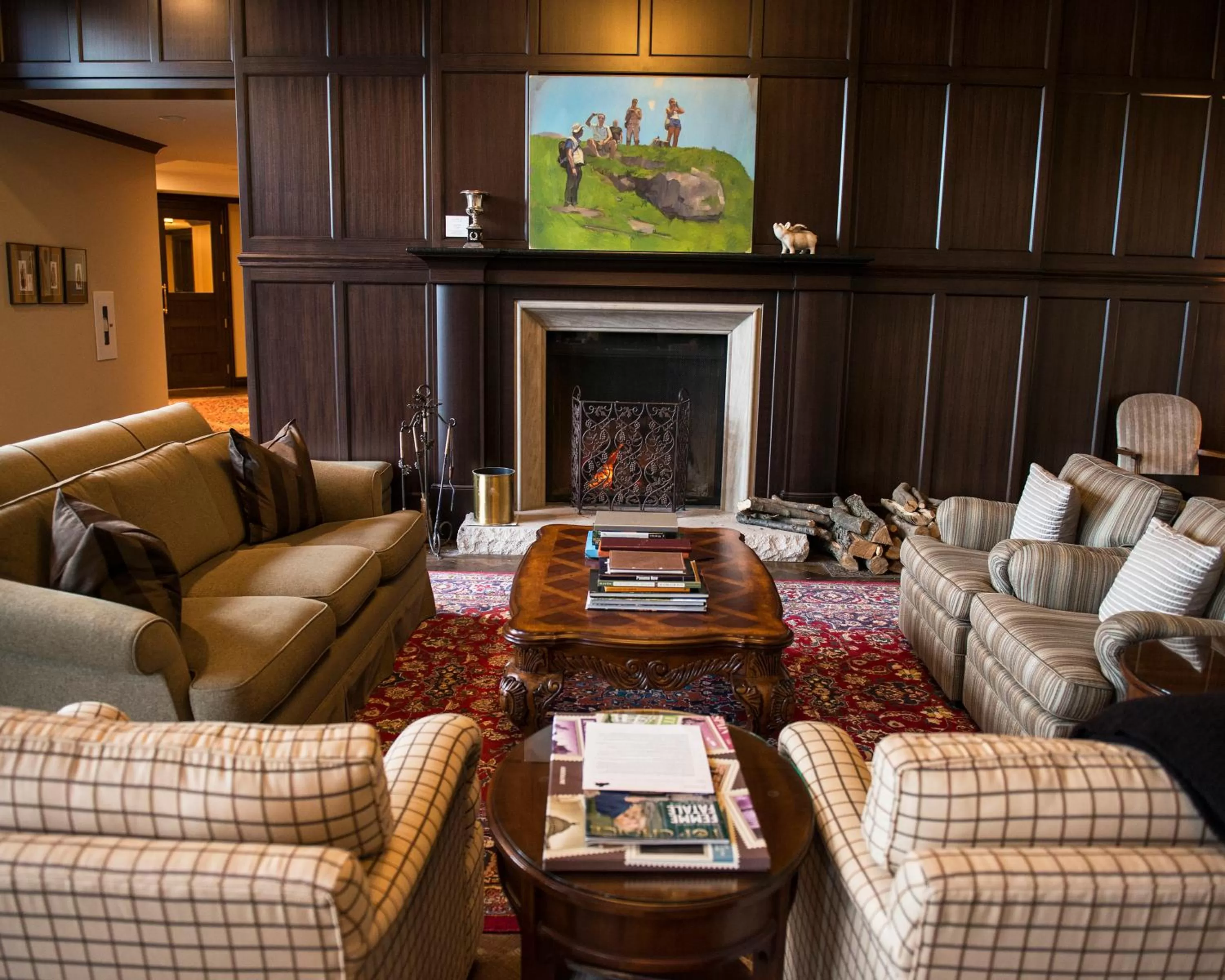 Lounge or bar in The Bruce Hotel