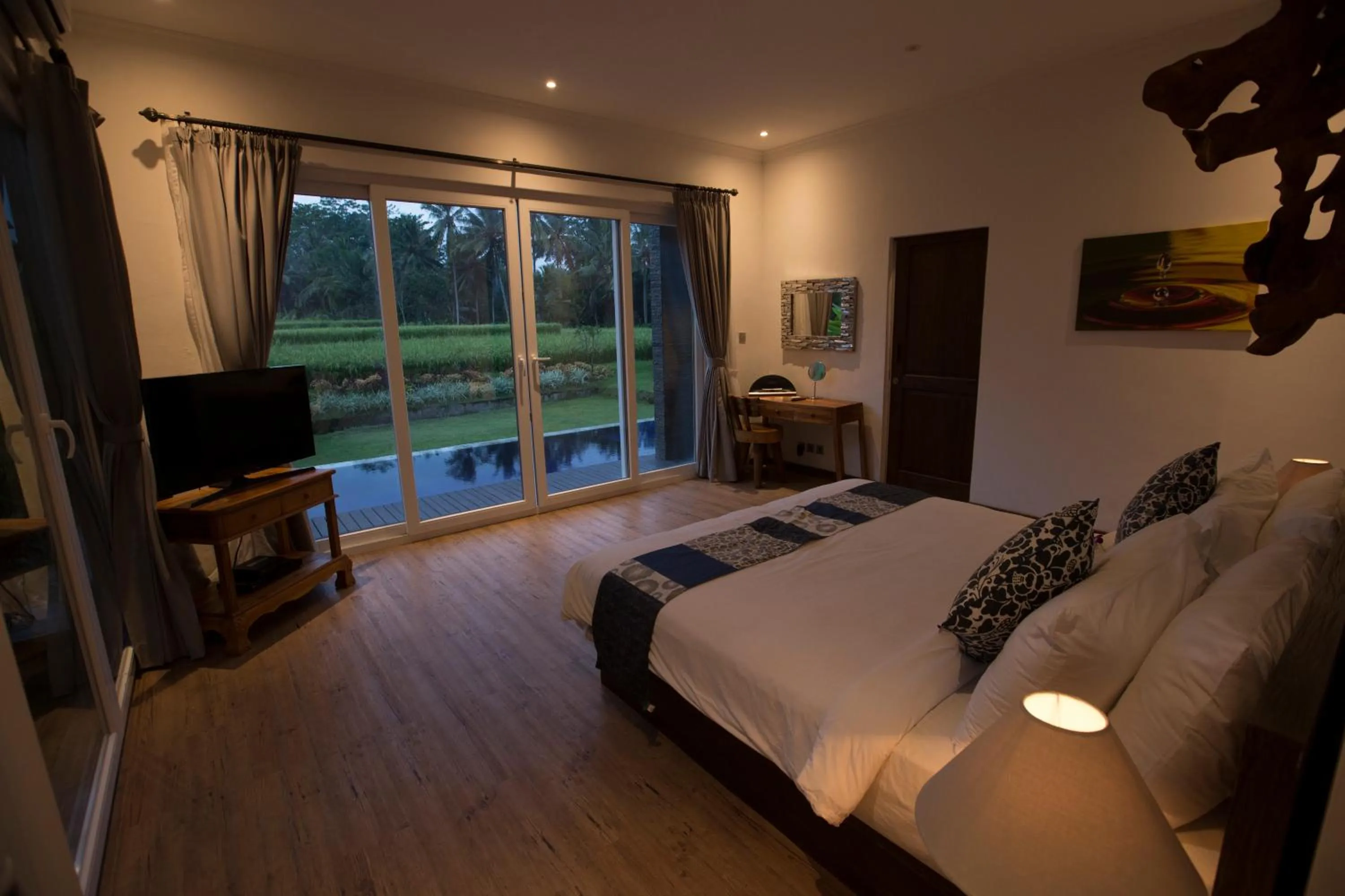 Photo of the whole room, Bed in The Samara Villas & Restaurant