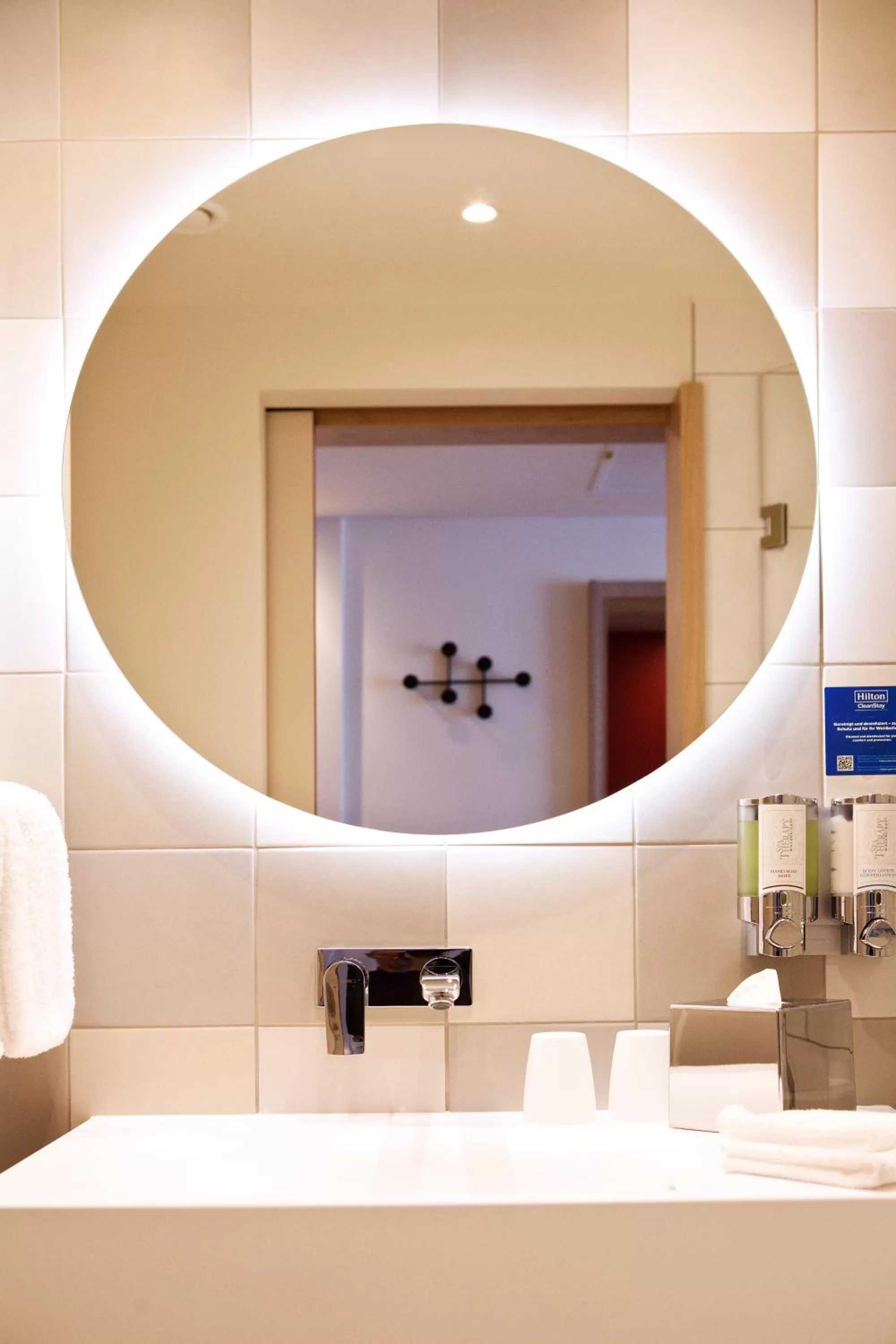 Bathroom in Hampton by Hilton Munich Airport South