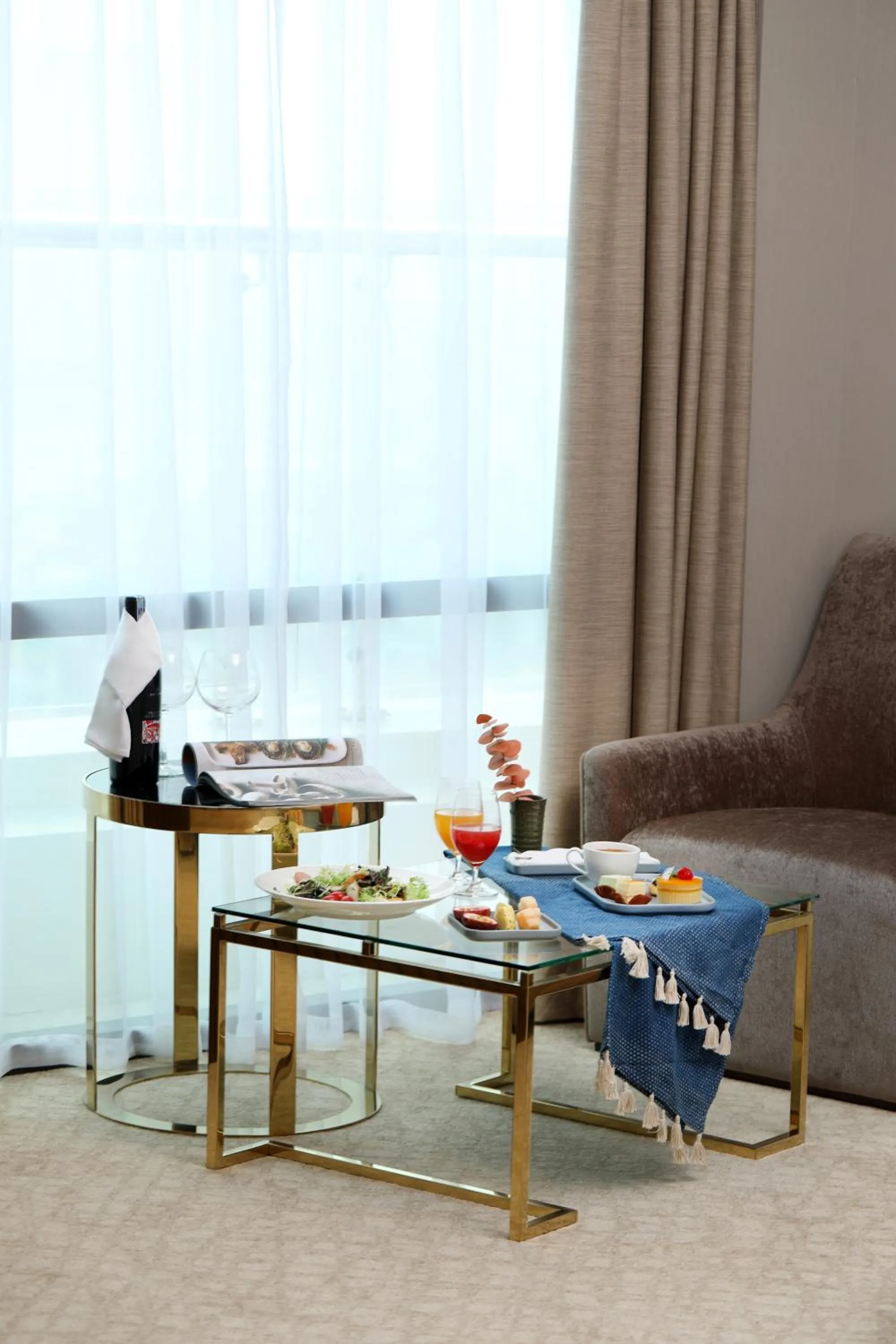 Food and drinks in Grand Vista Hanoi