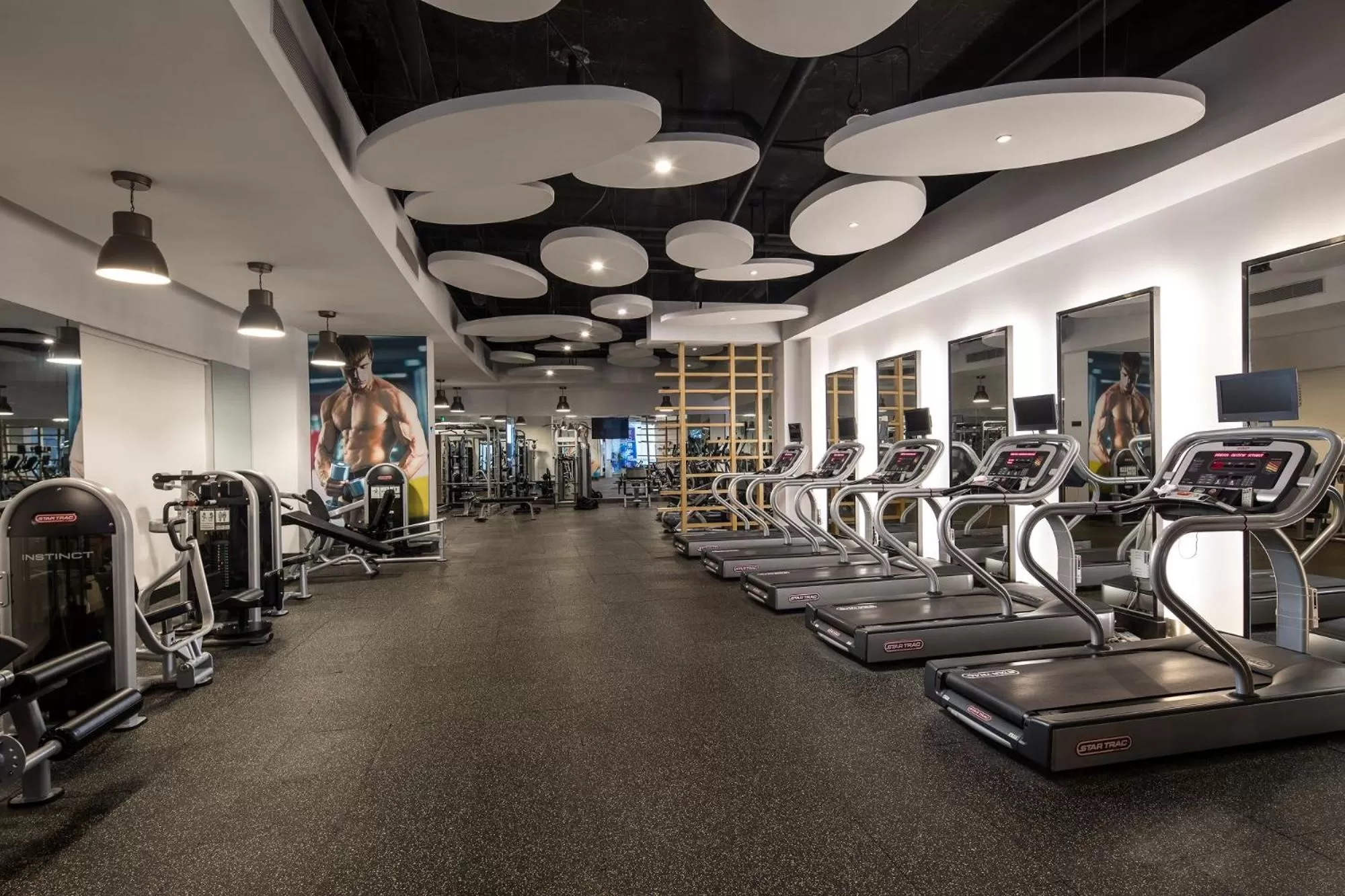 Fitness centre/facilities in Ramada Plaza by Wyndham Sanya Bay