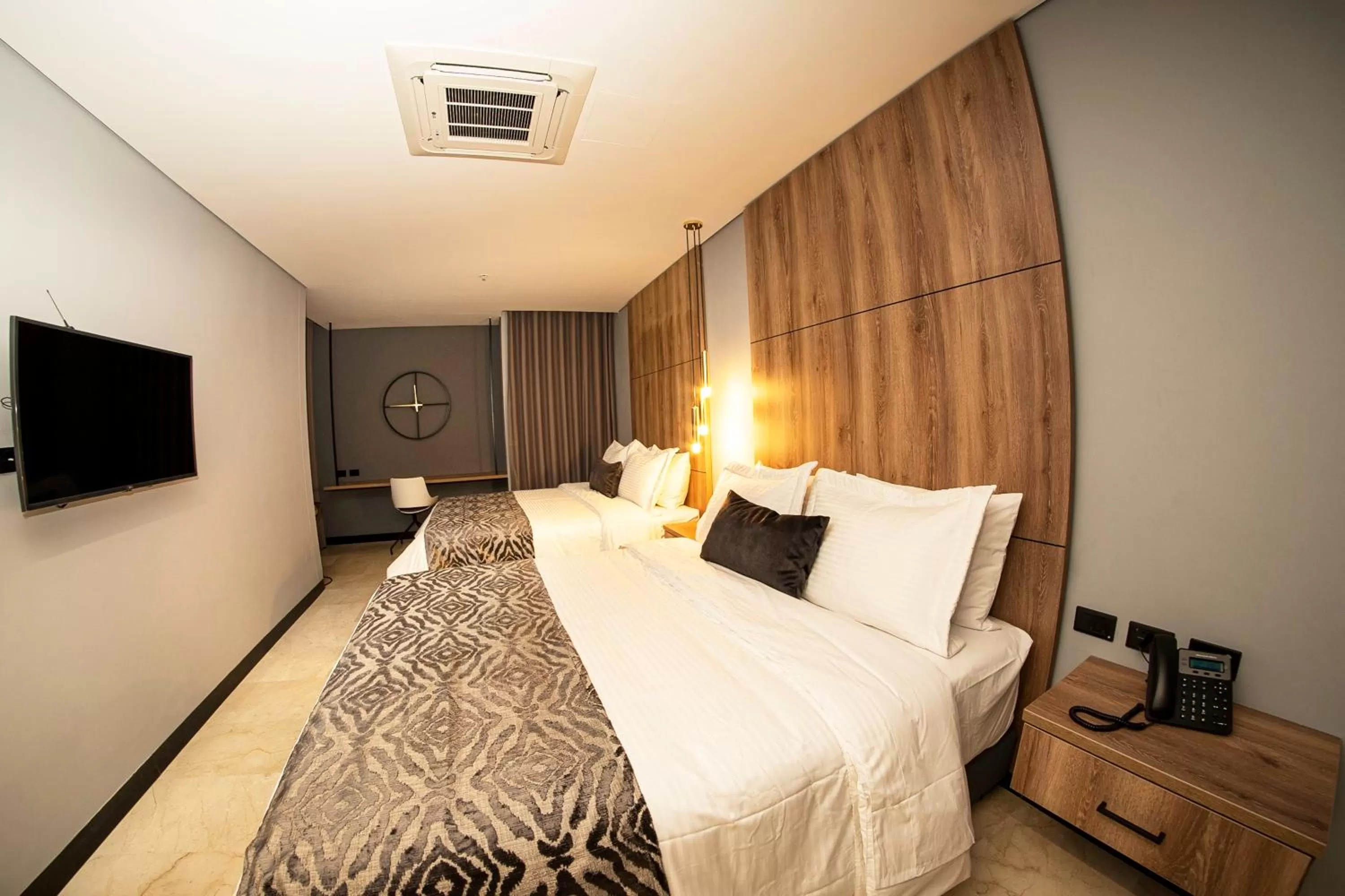 Photo of the whole room, Bed in Cavalta by Bernalo Hotels