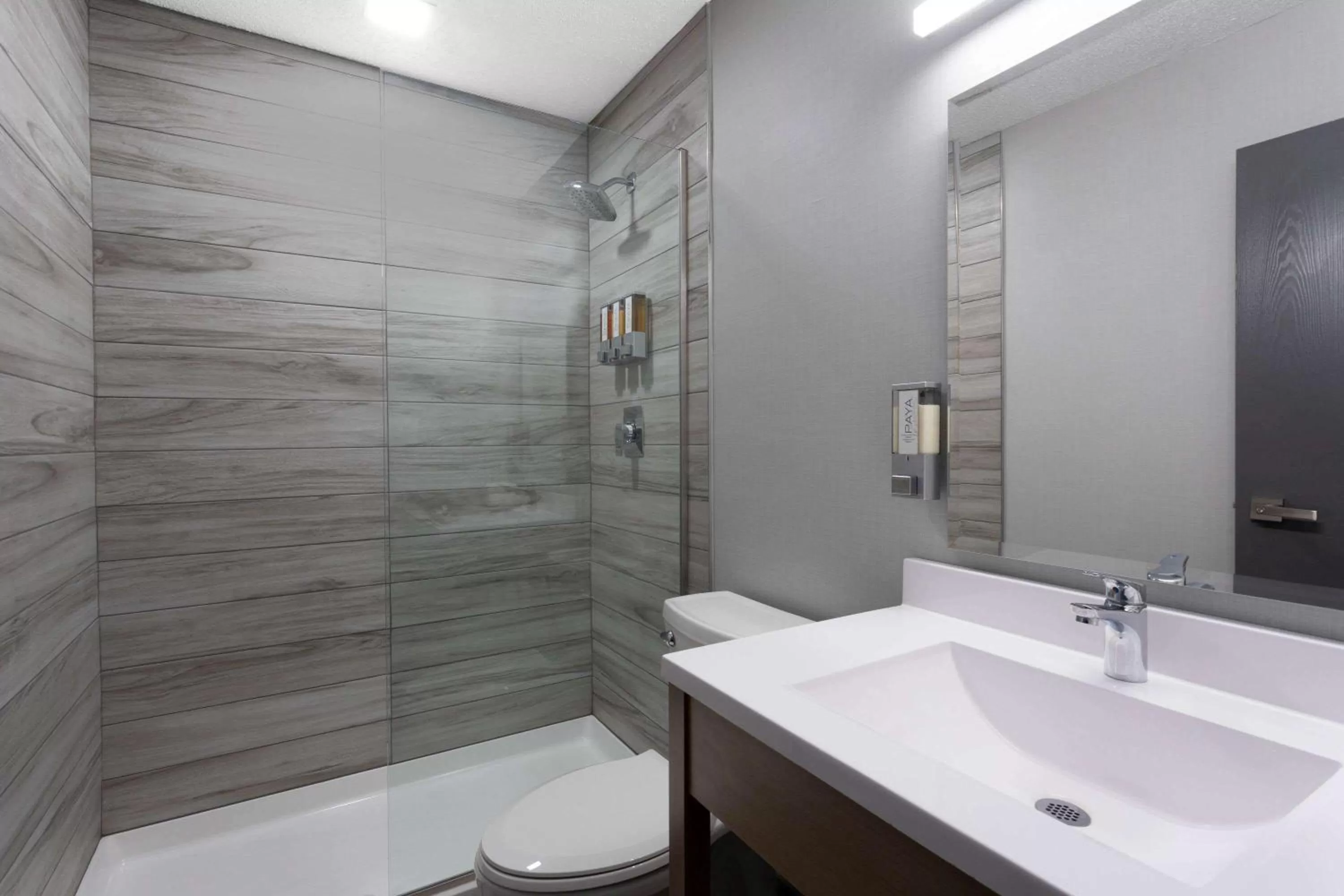 Bathroom in Travelodge by Wyndham Elkhart