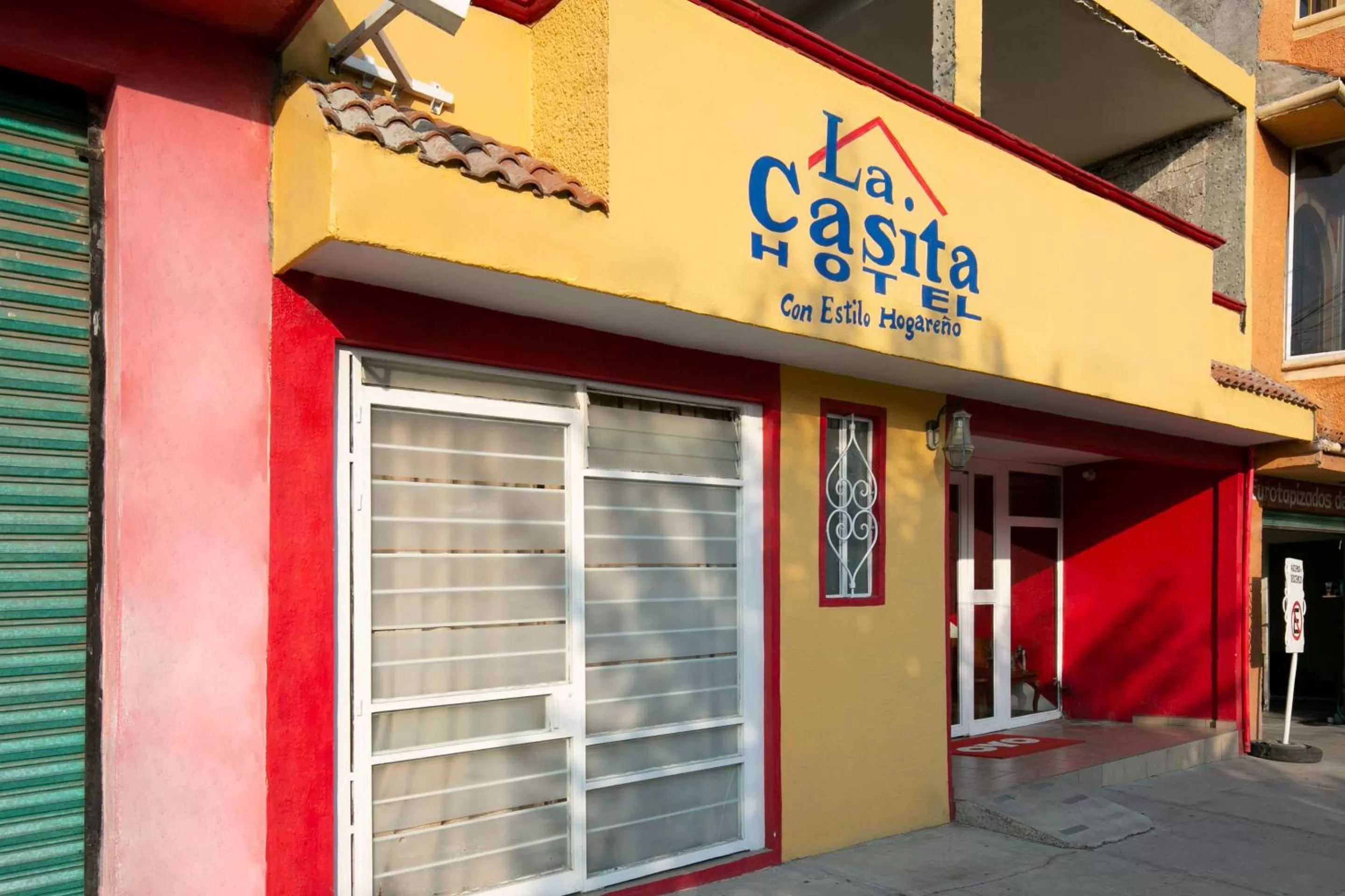 Facade/entrance in OYO La Casita
