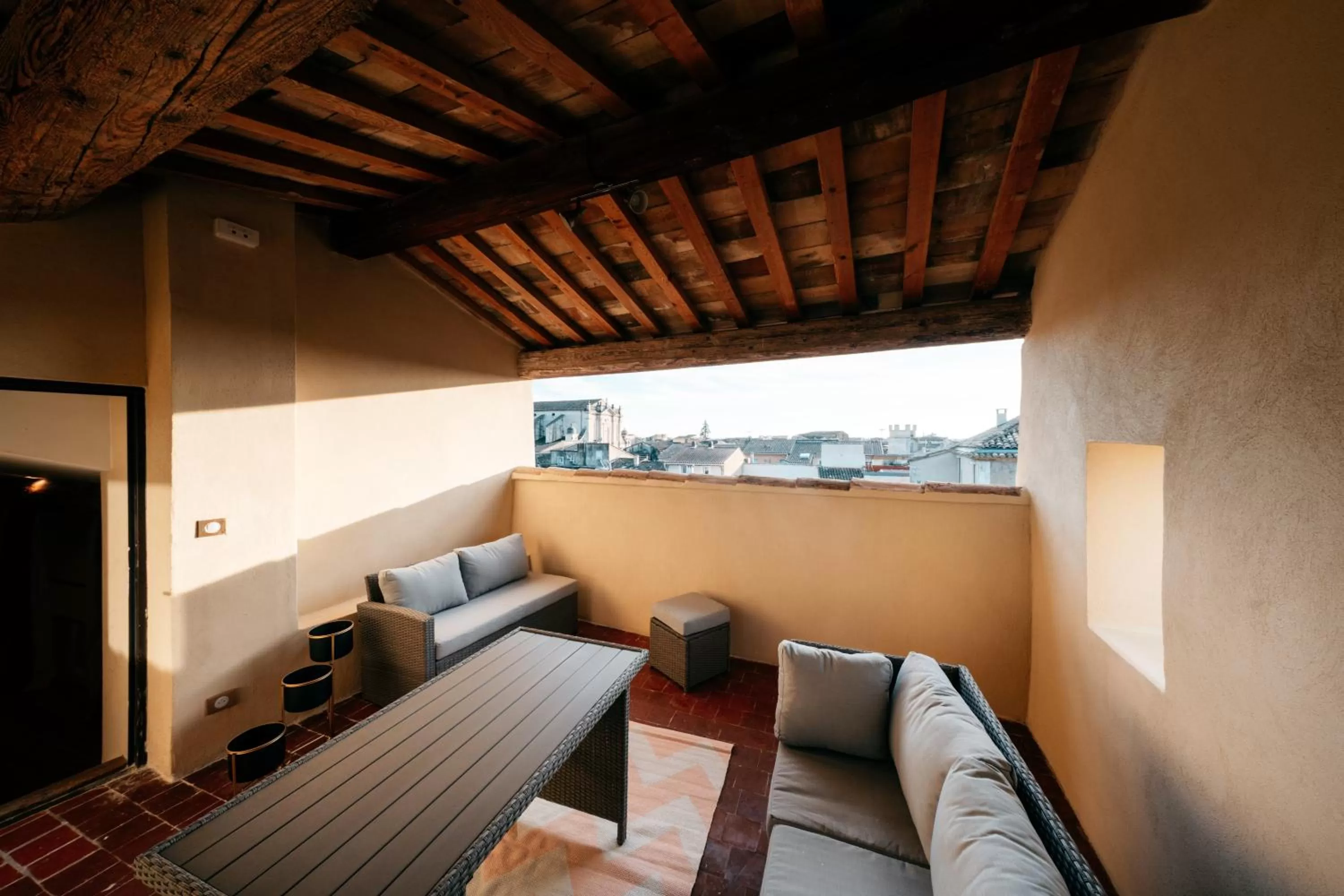 Patio in Le Clos Violette et Le 11 D'Aglaé - Hôtel de Charme Design de Luxe