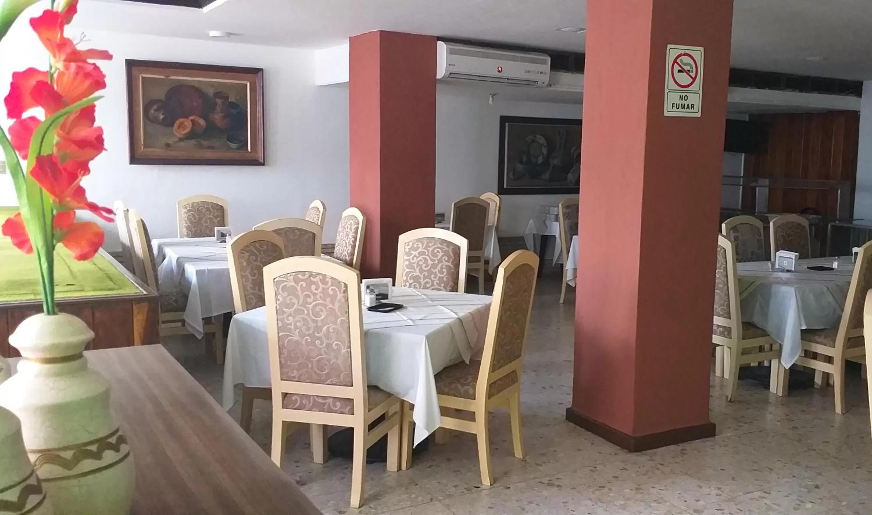 Restaurant/places to eat in Hotel María Teresa