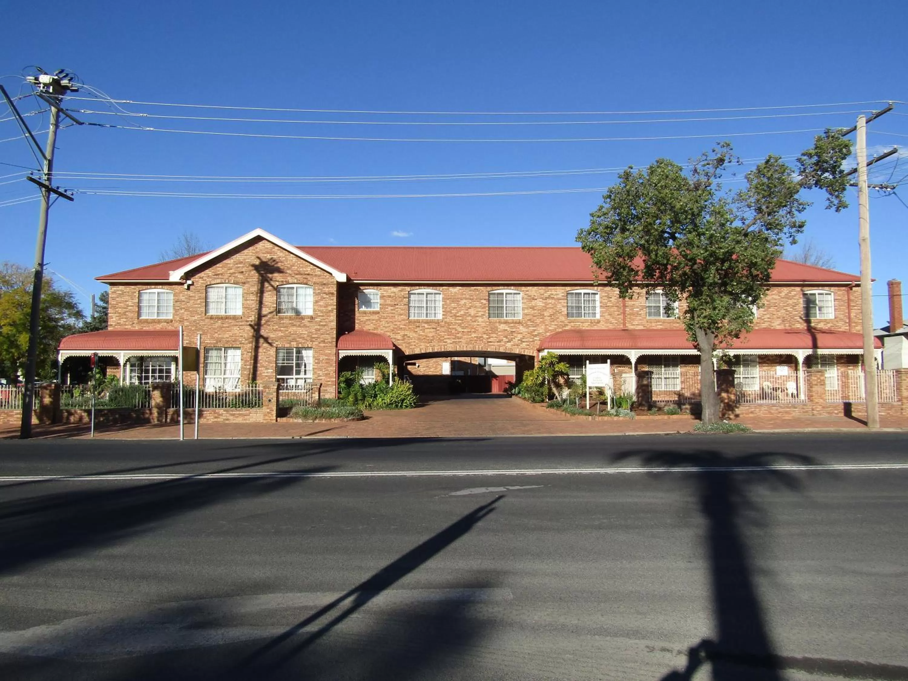 Property building in Australian Heritage Motor Inn