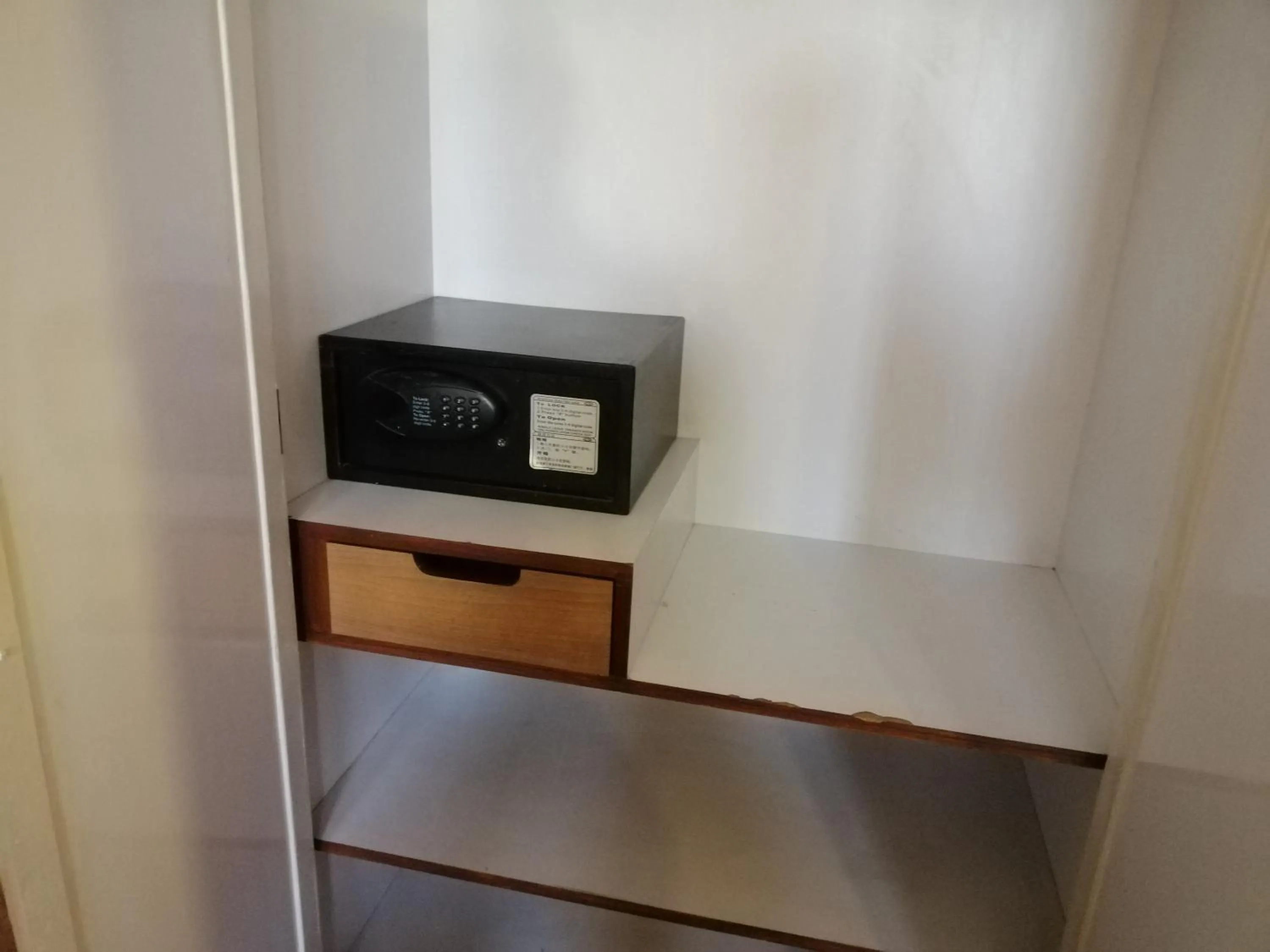 safe in Hotel Mirage Regency