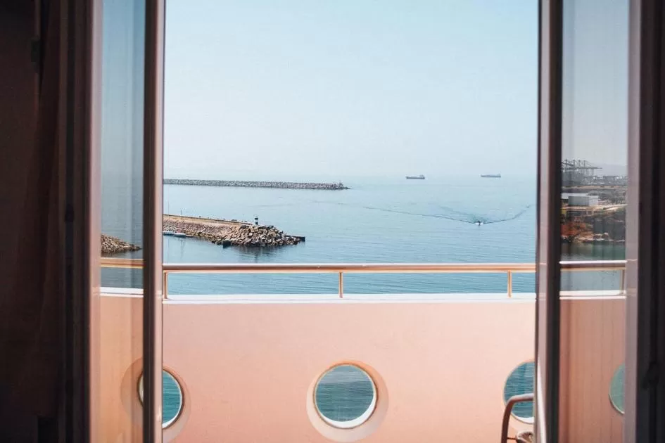 Sea view in Hotel Veleiro