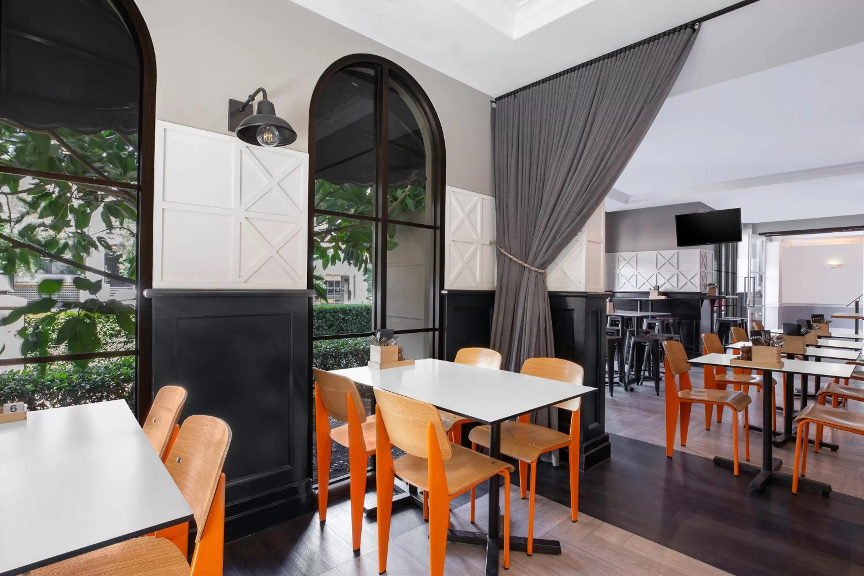 Breakfast in Mantra on Jolimont Melbourne