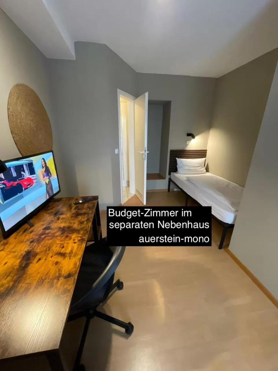 Photo of the whole room, Bed in AUERSTEIN-Hotels auerstein & auerstein-mono