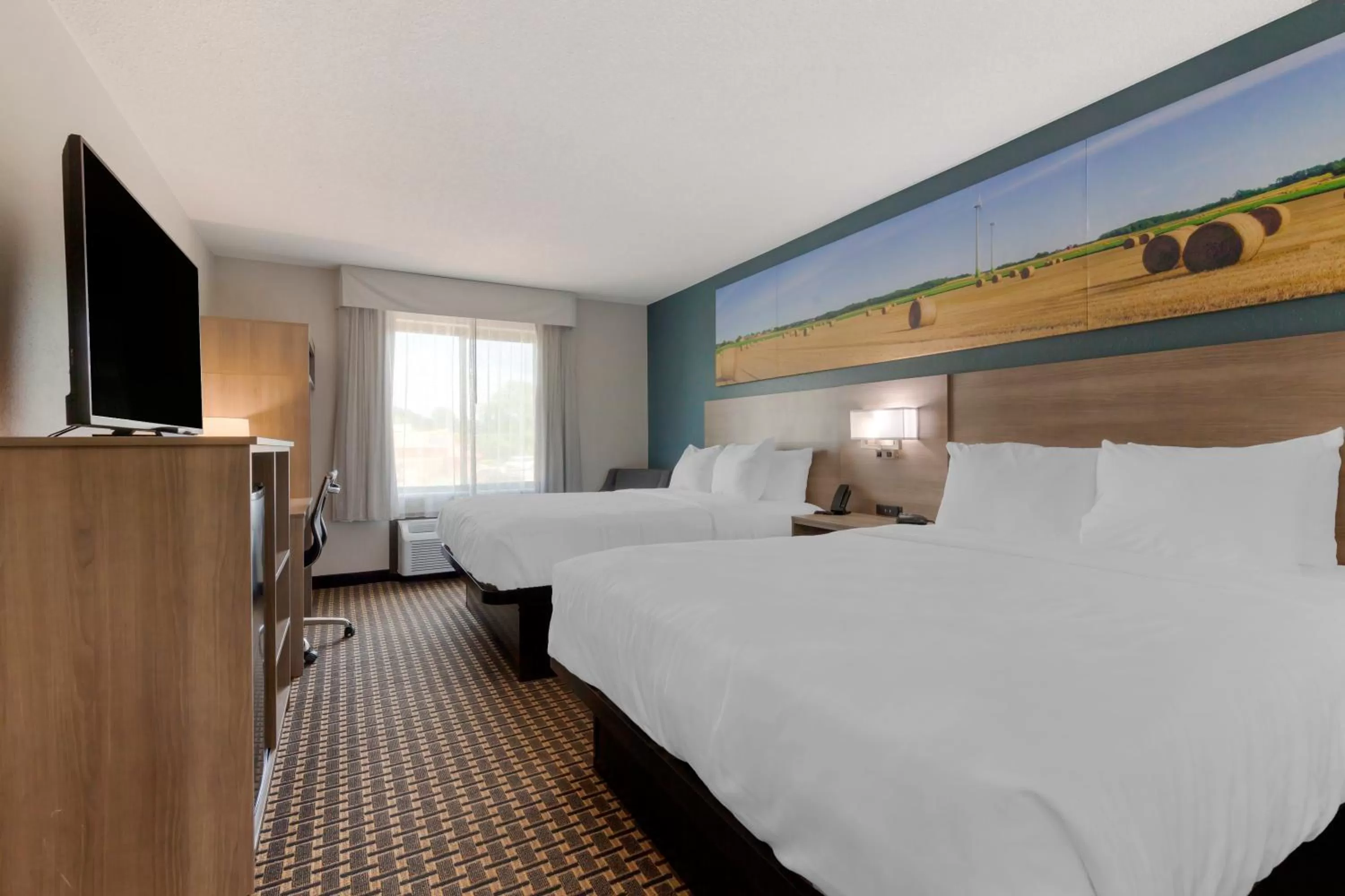 Bedroom in Clarion Pointe Tomah