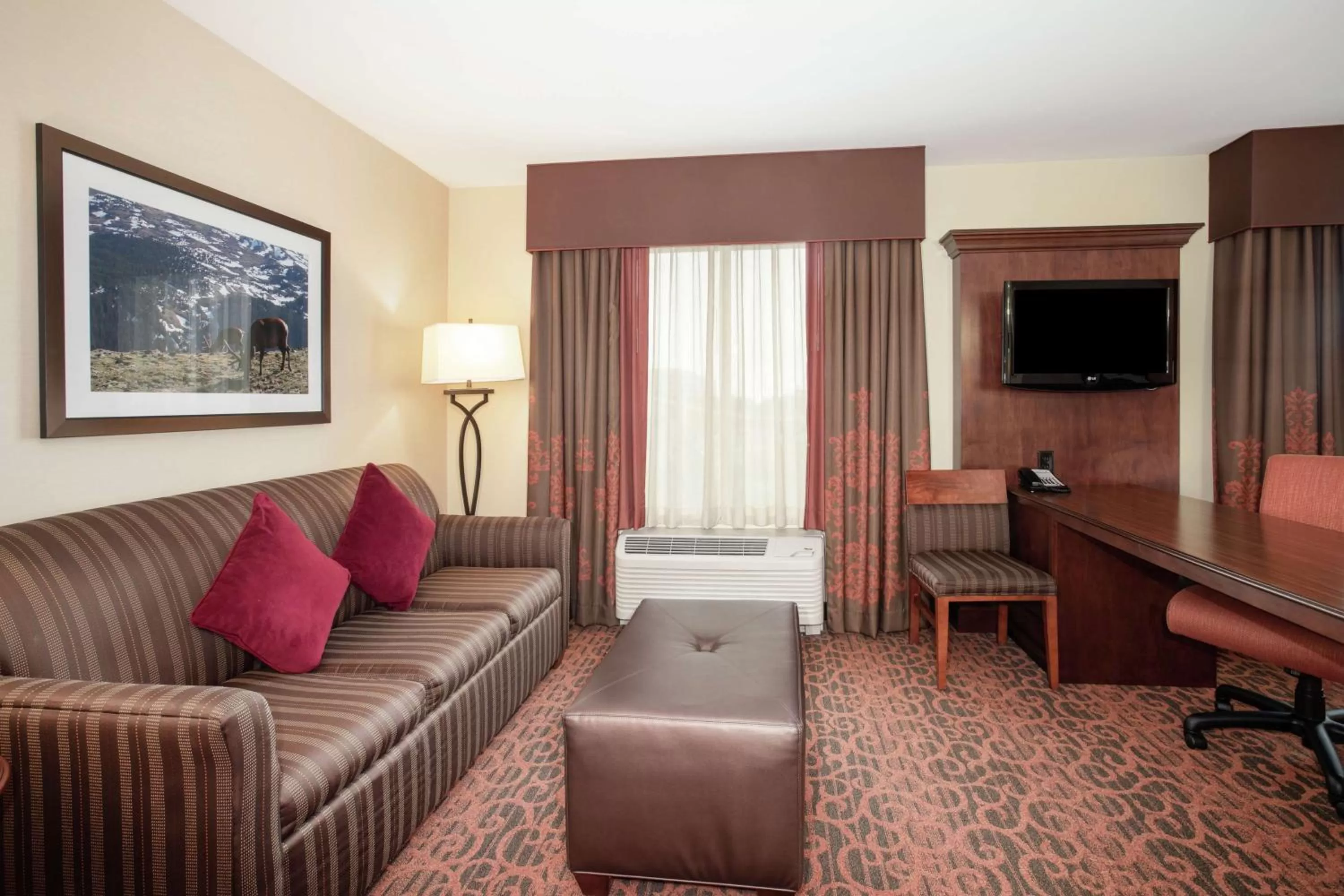 Bedroom in Hampton Inn and Suites Denver/South-RidgeGate