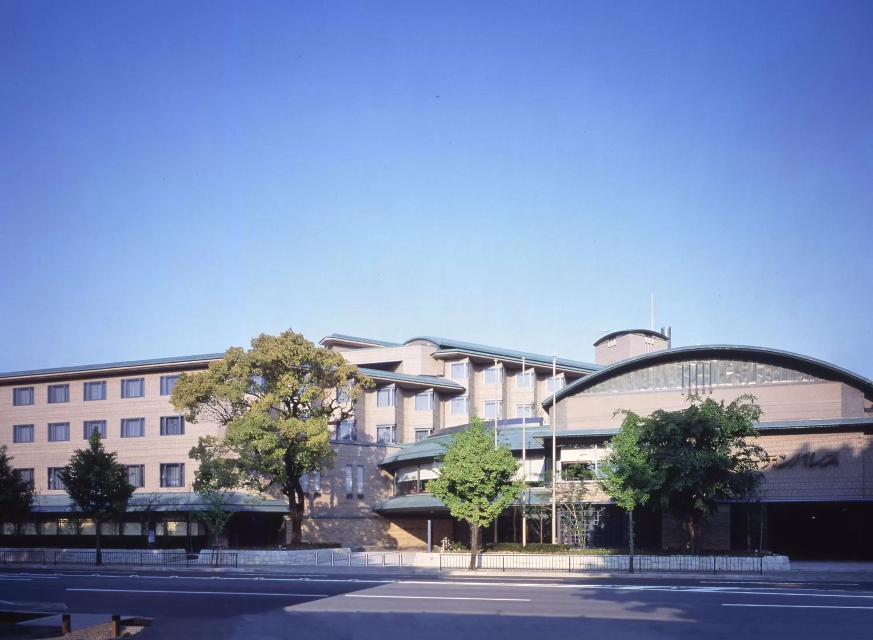 Facade/entrance in Kyoto Garden Palace
