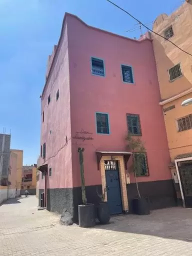 Property Building in Dar Randigaba