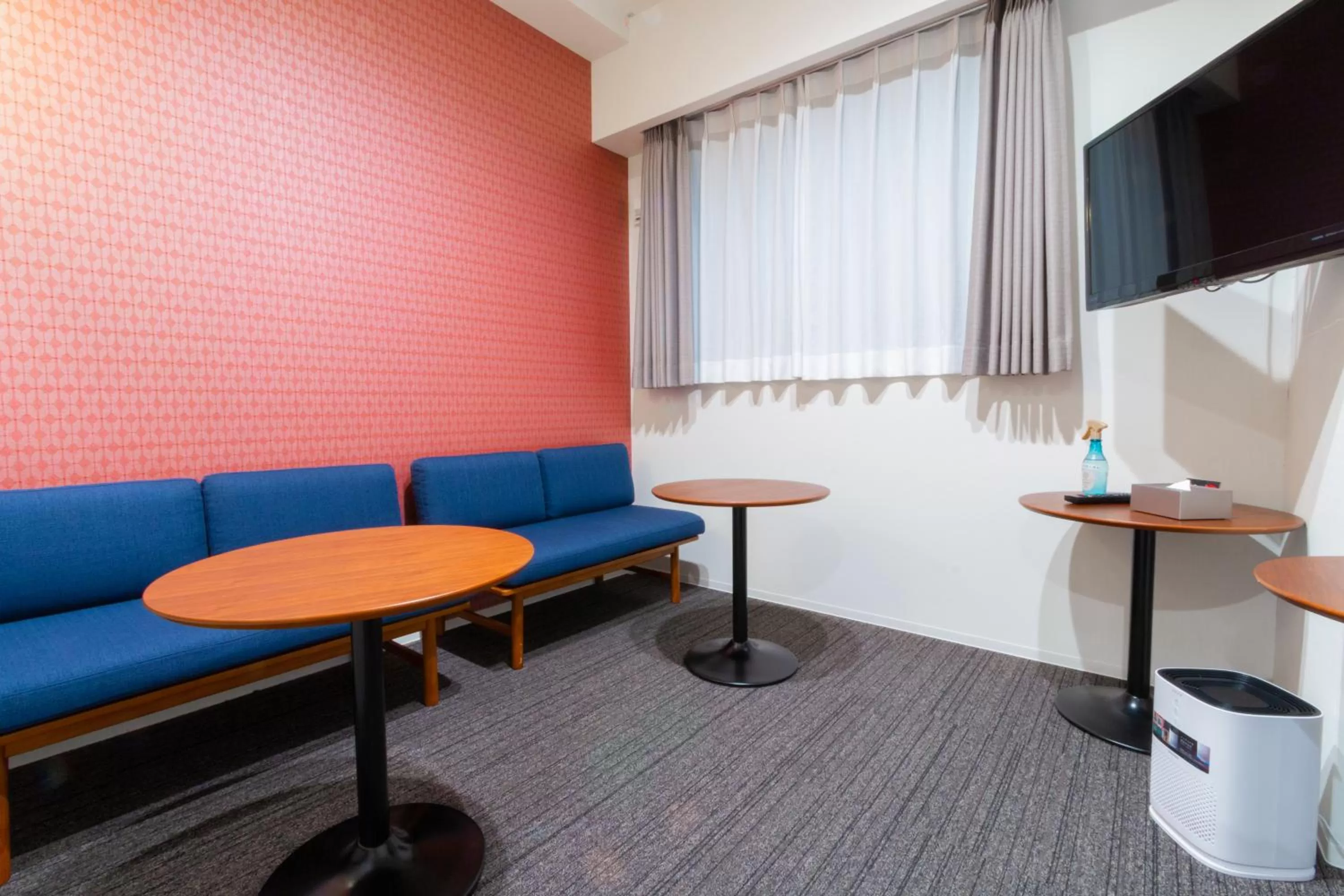 Communal lounge/ TV room, Seating Area in Meldia Stay Nijojo IWAGAMI