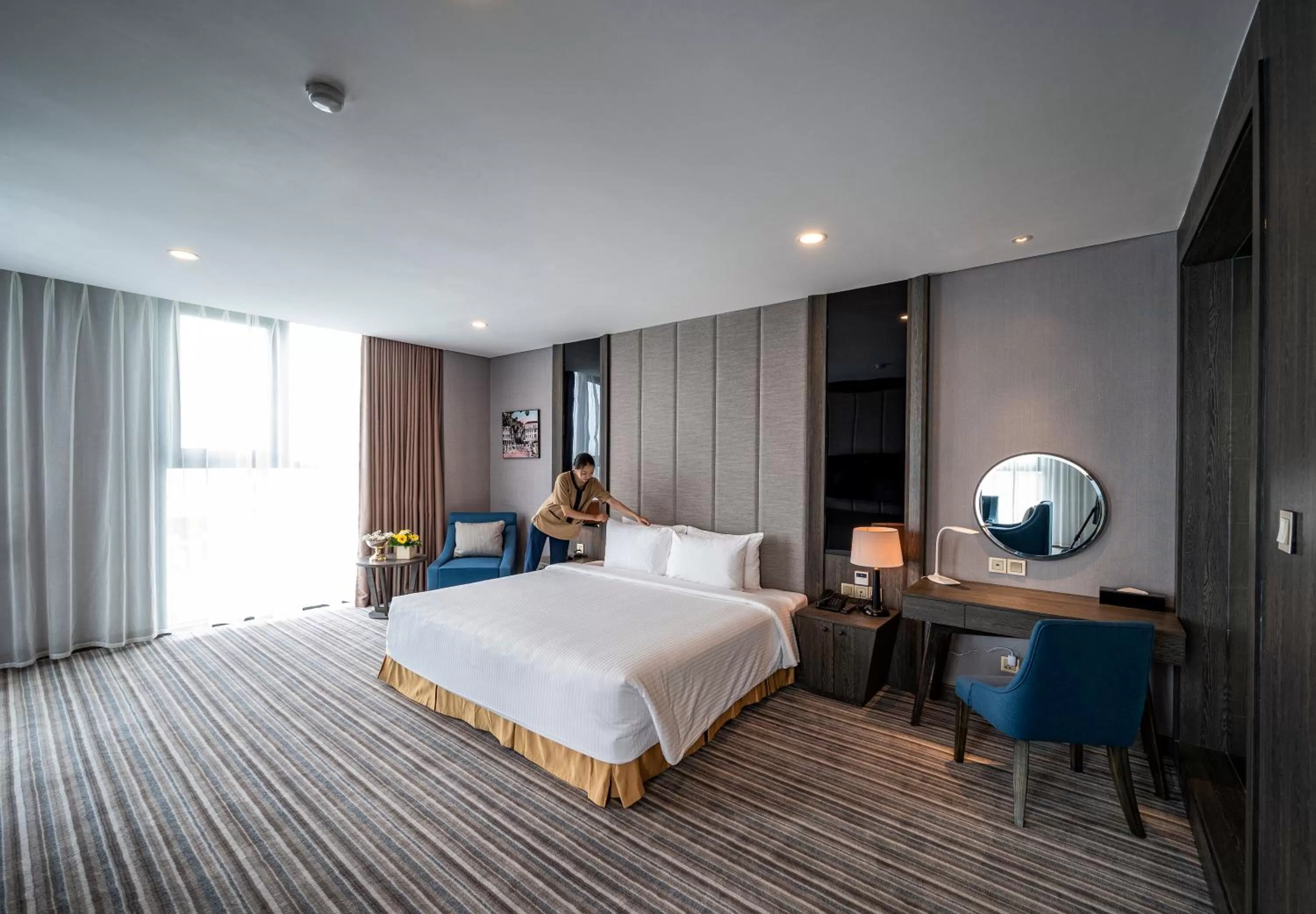 Bed in Muong Thanh Luxury Saigon Hotel