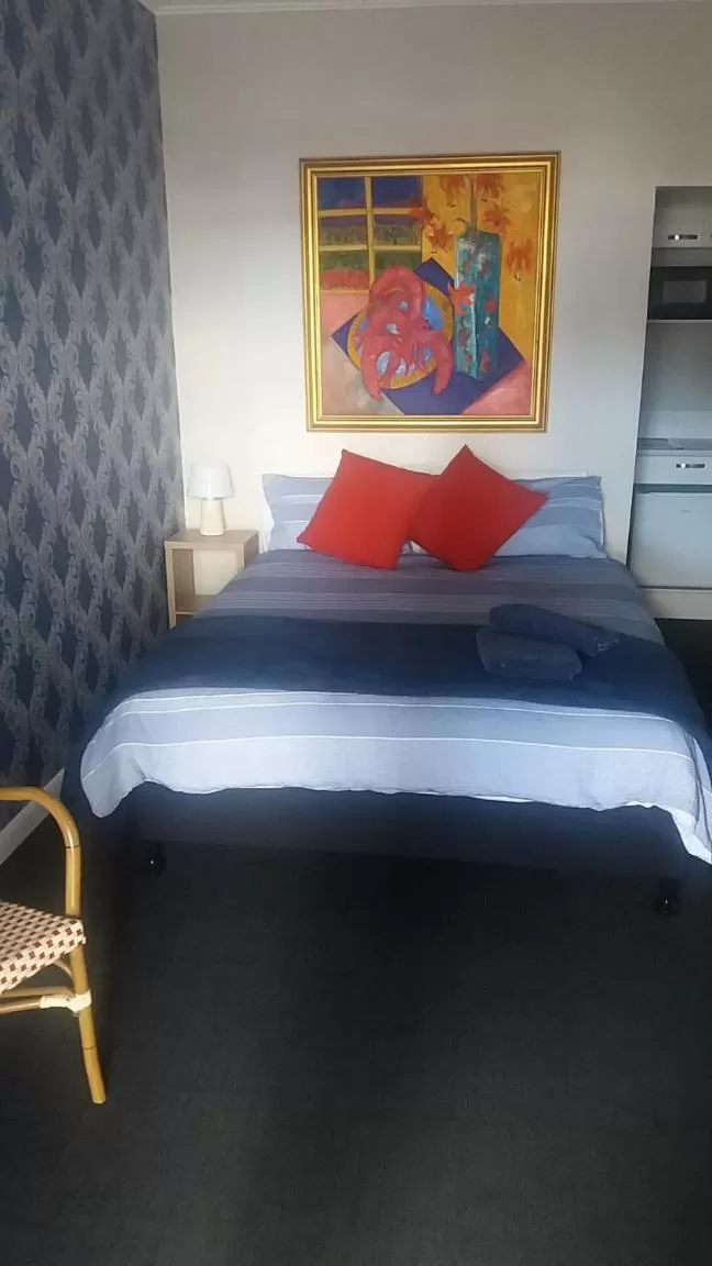 Nana Glads Beachfront Accommodation