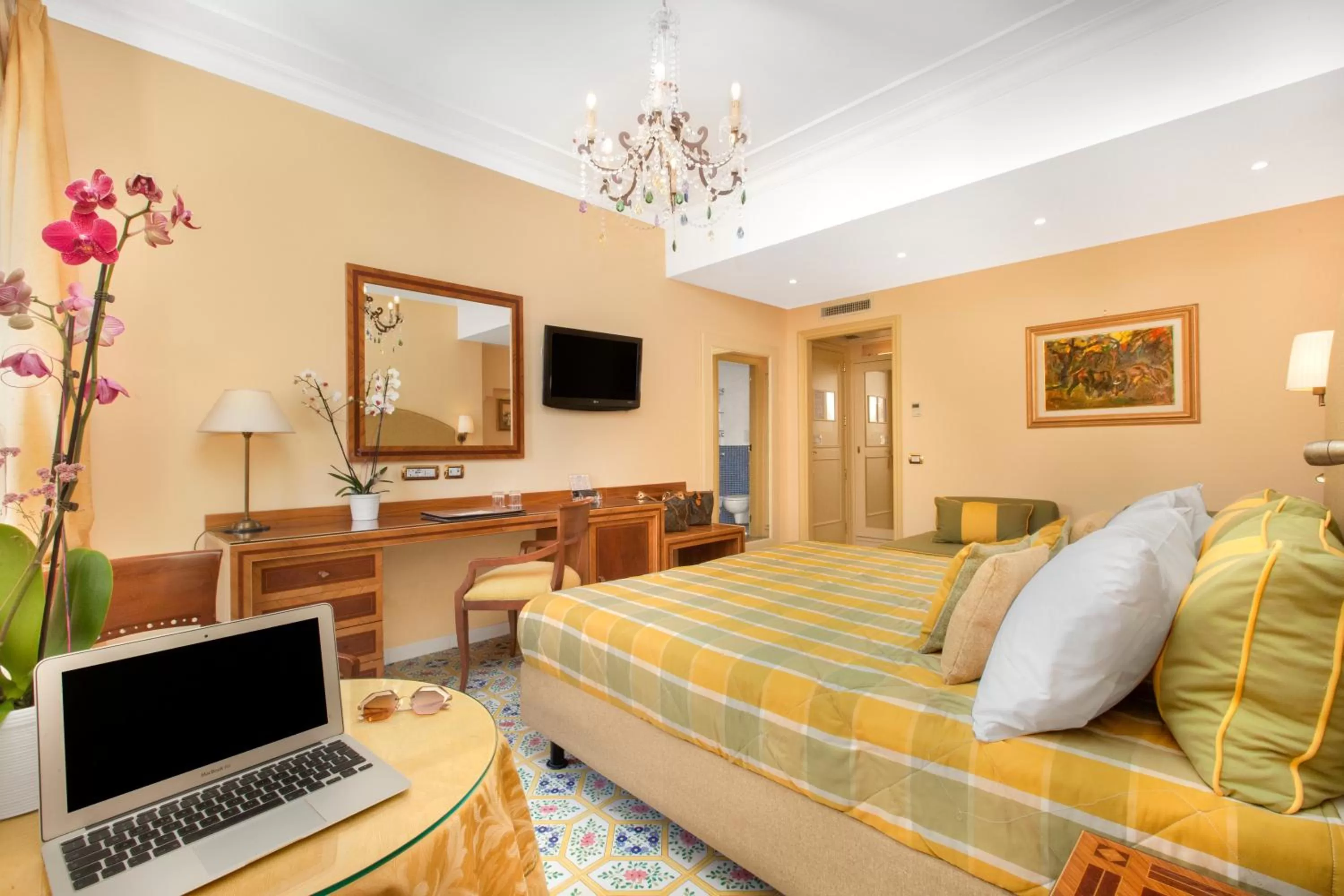 Photo of the whole room, Bed in Hotel Antiche Mura