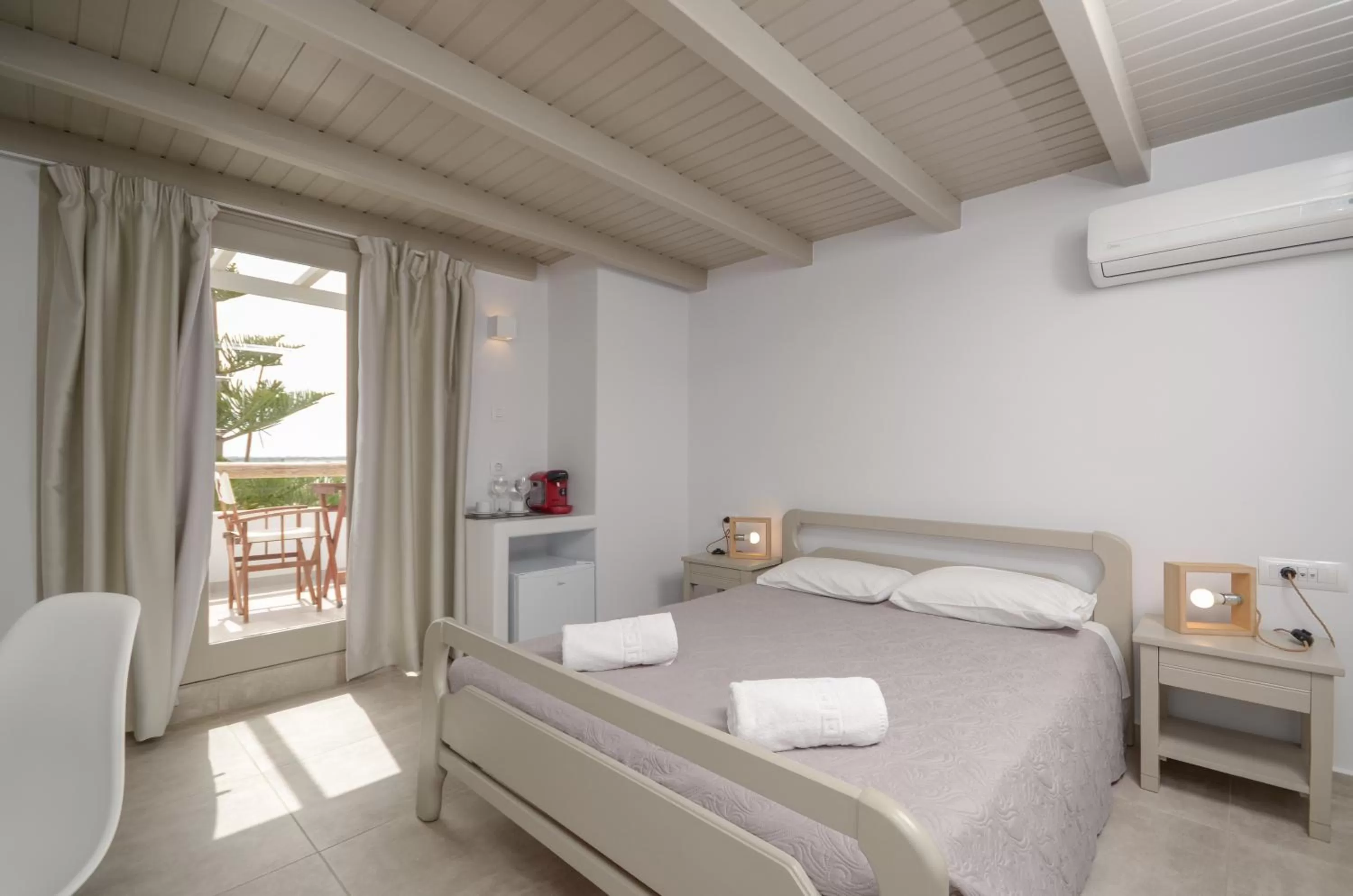 Bedroom, Bed in Argo Boutique Hotel