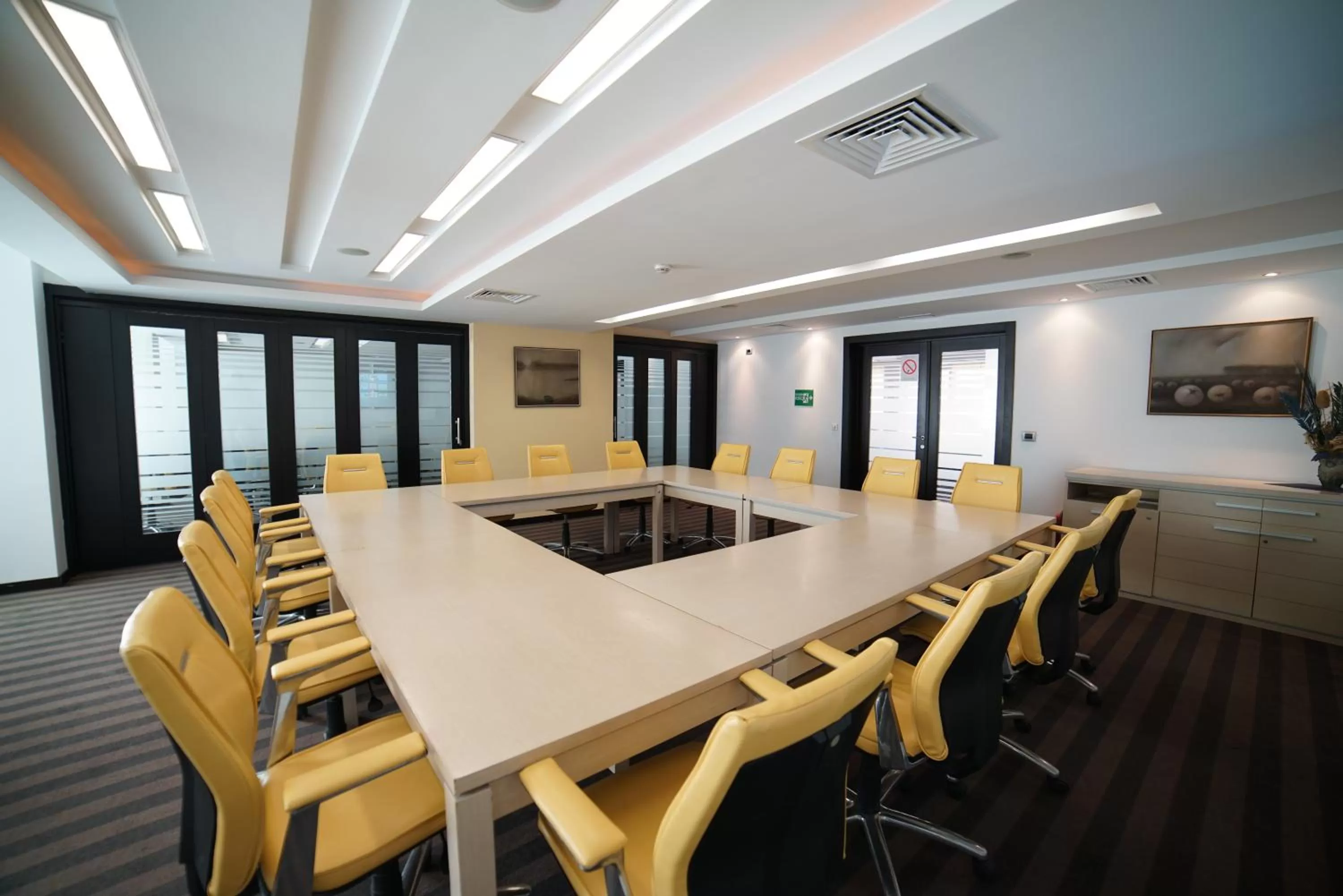 Meeting/conference room in Hotel Vojvodina