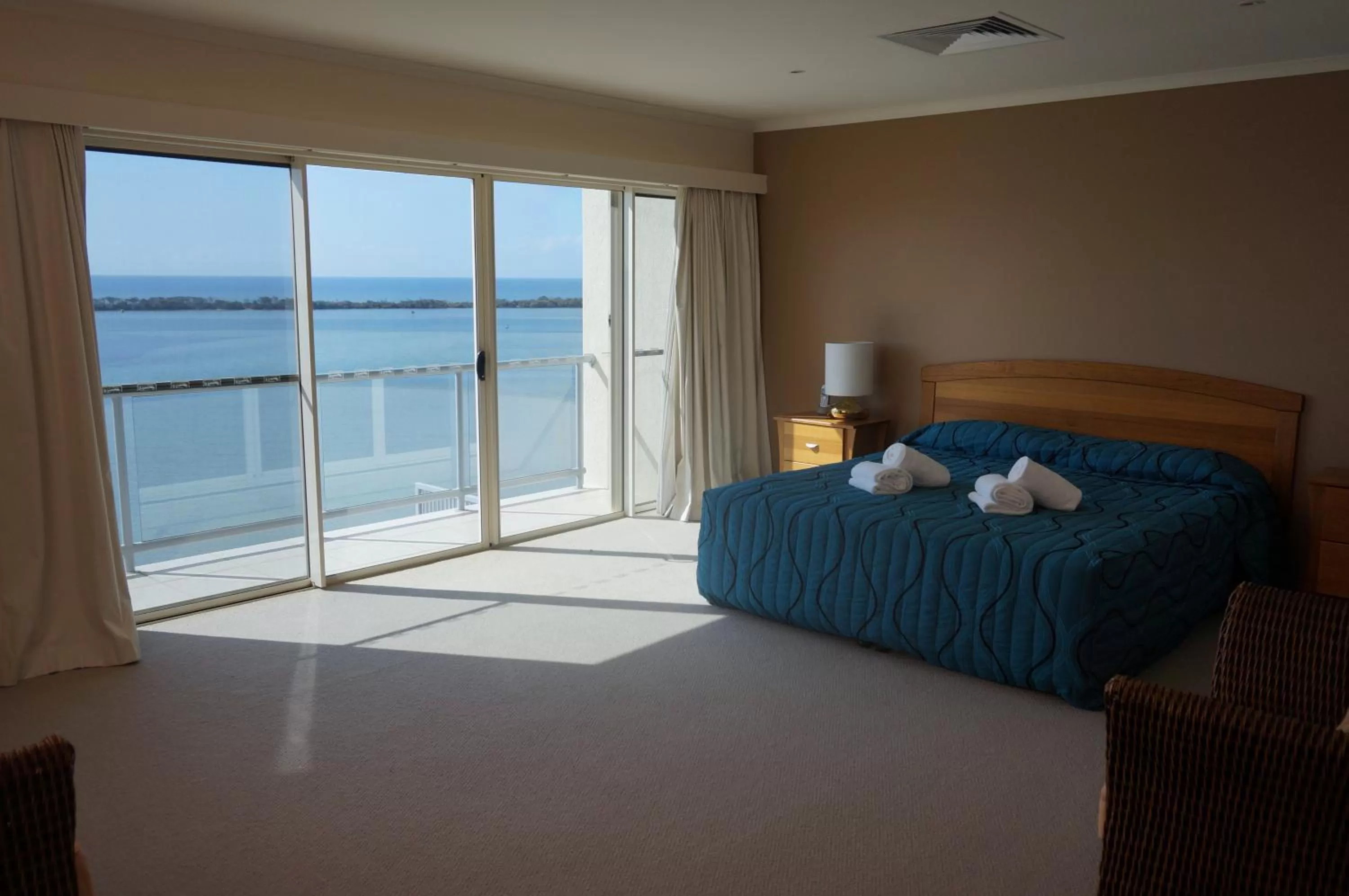 Bedroom, Bed in Moorings Beach Resort