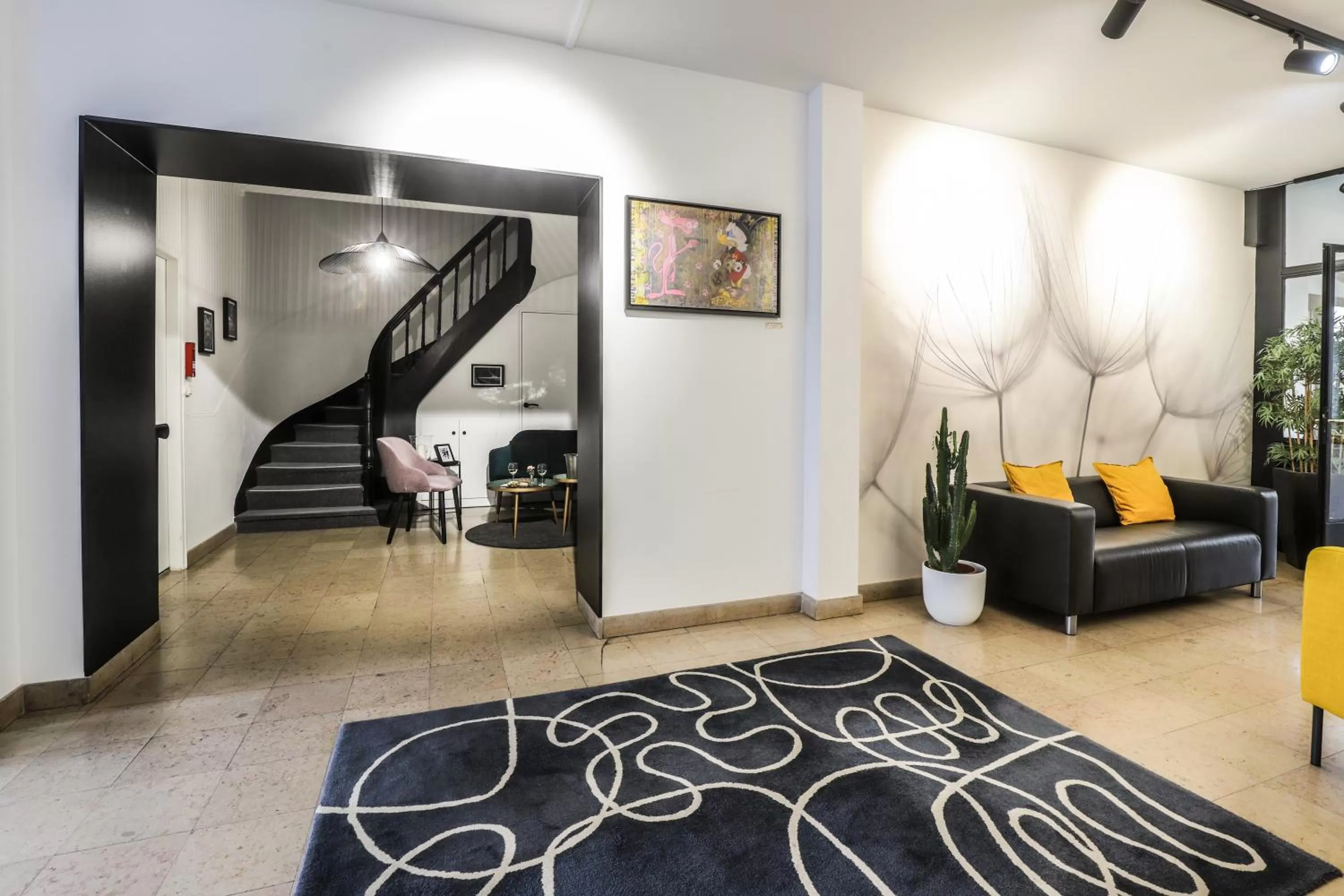 Seating area in Hotel Des Cedres