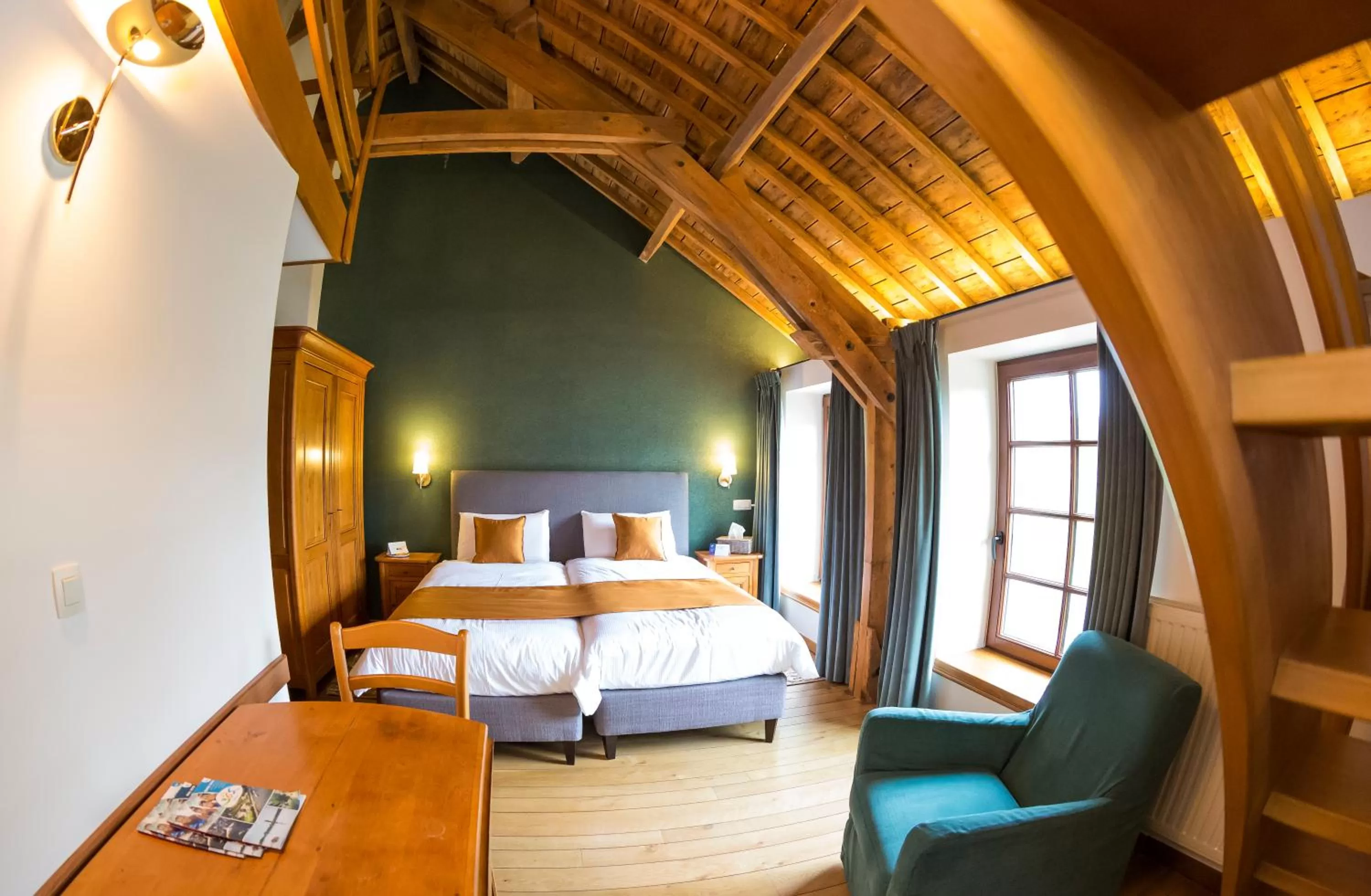 Photo of the whole room, Bed in B&B Ferme Château de Laneffe