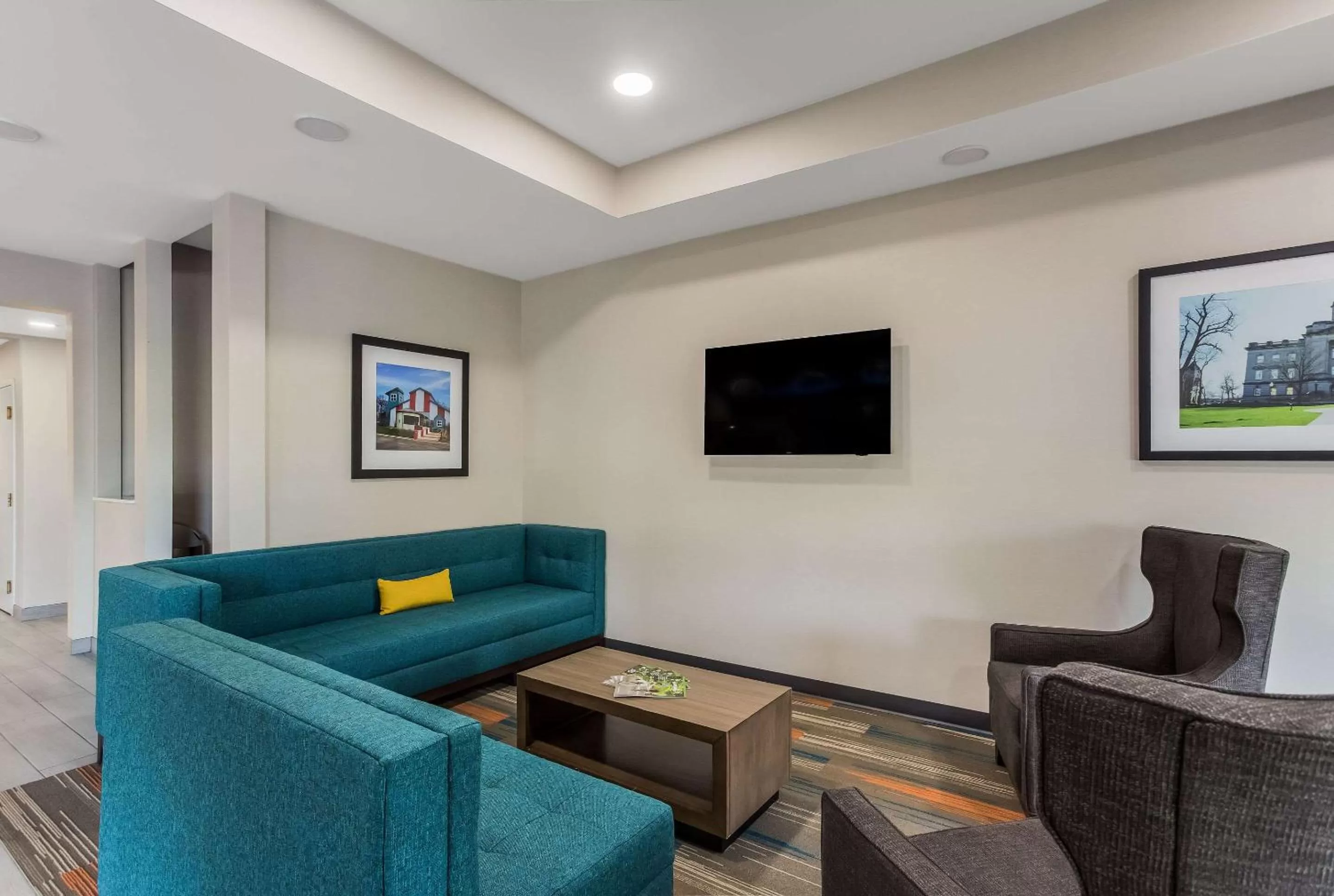 Lobby or reception in MainStay Suites Bourbonnais - Kankakee