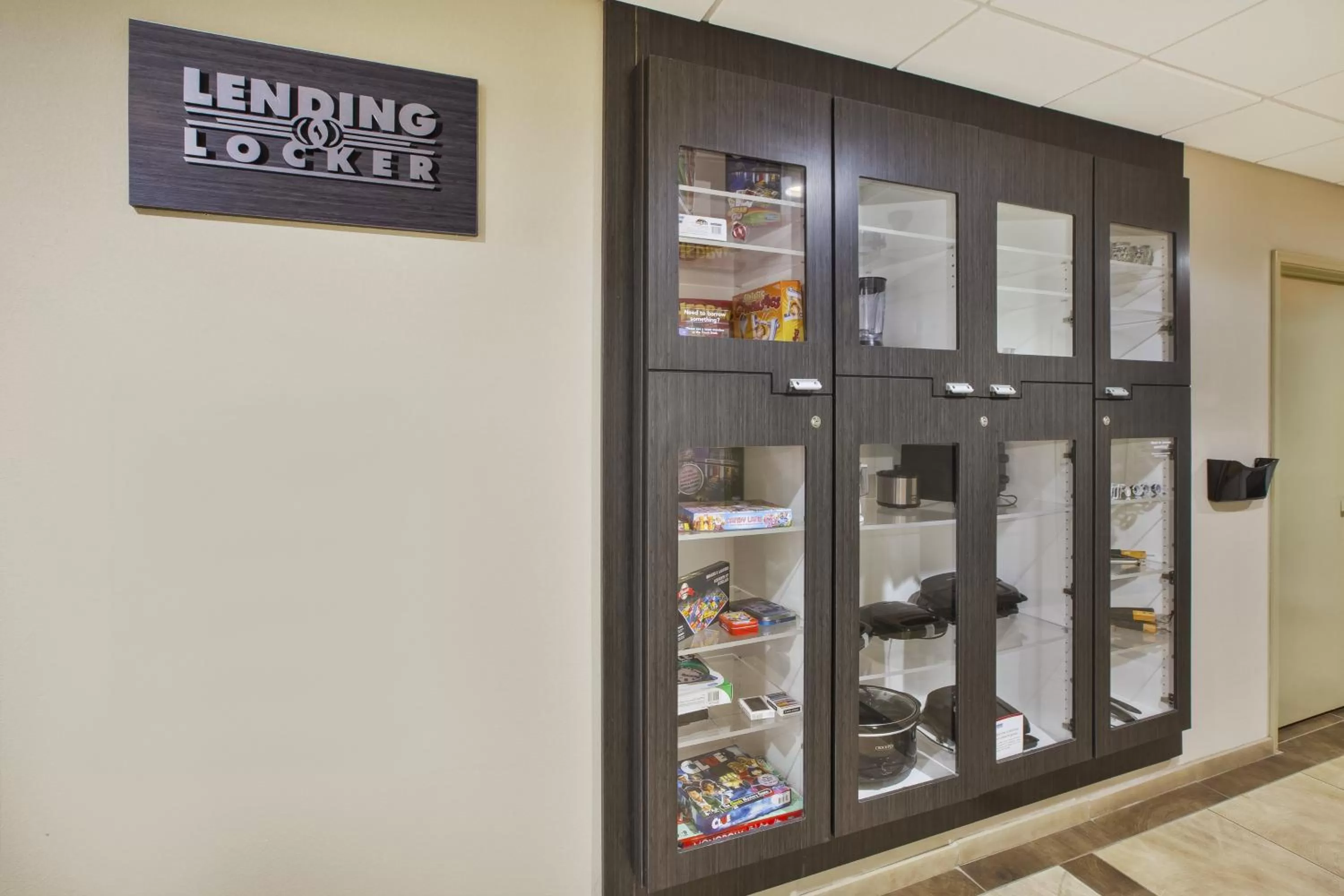 Lobby or reception in Candlewood Suites Morgantown-Univ West Virginia by IHG