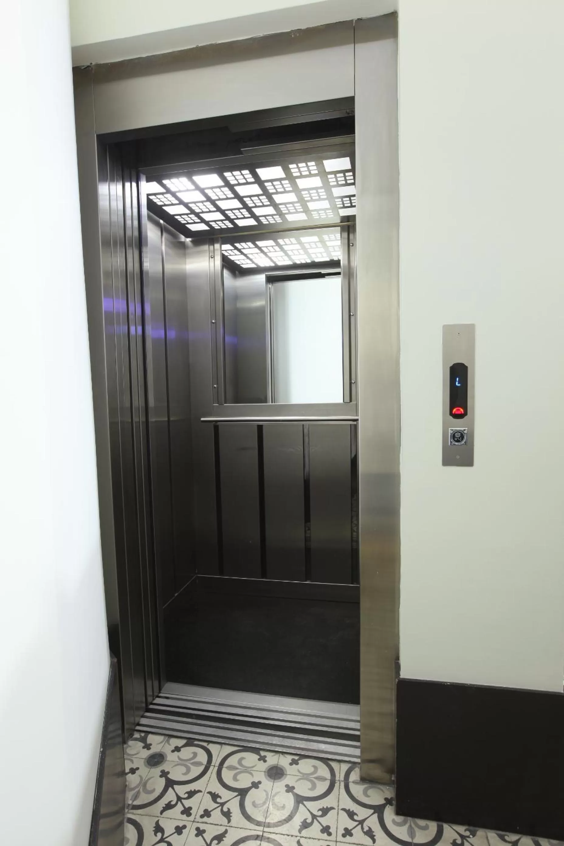 Floor plan in Taksim Terrace Hotel