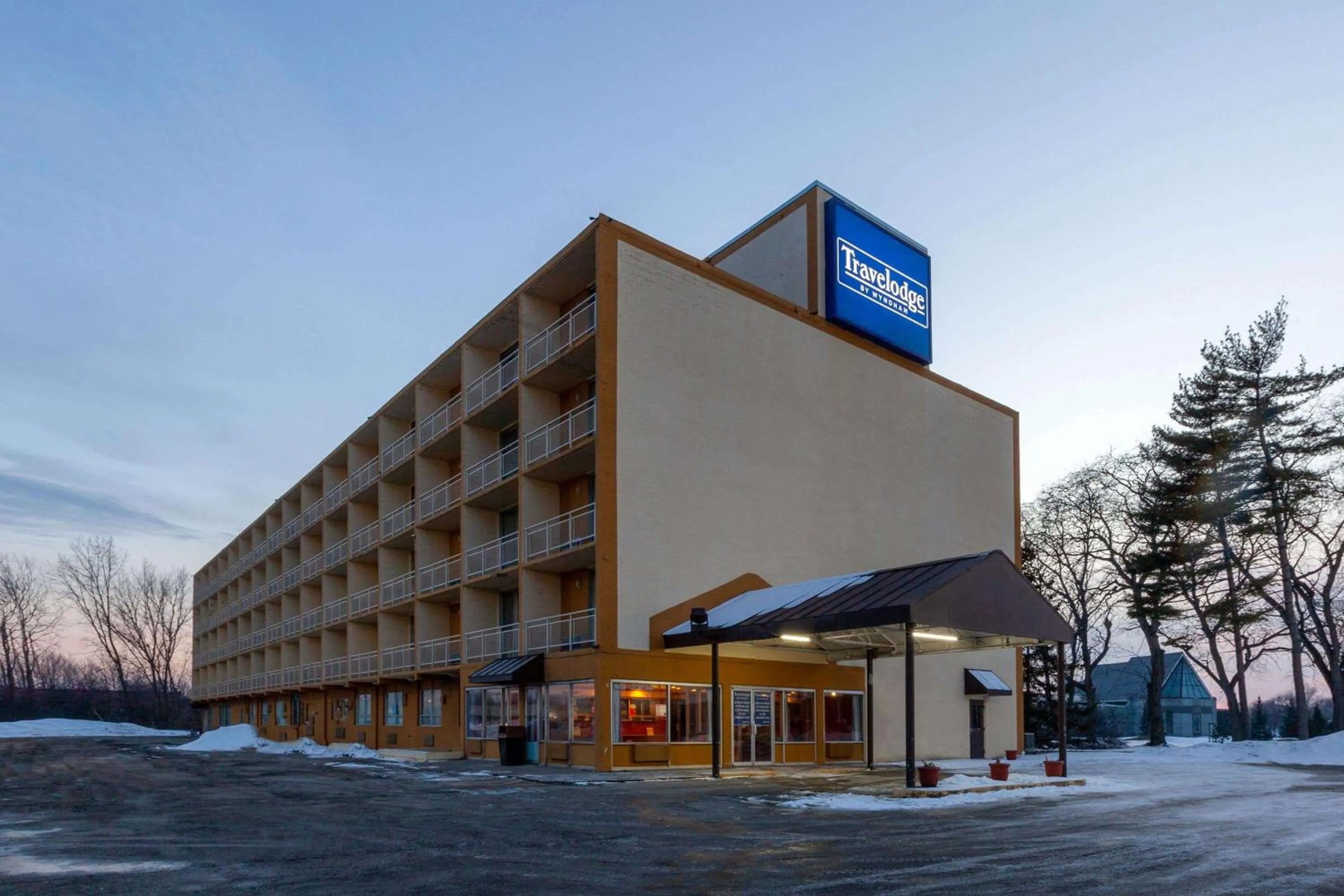 Property building in Travelodge by Wyndham Cleveland Airport