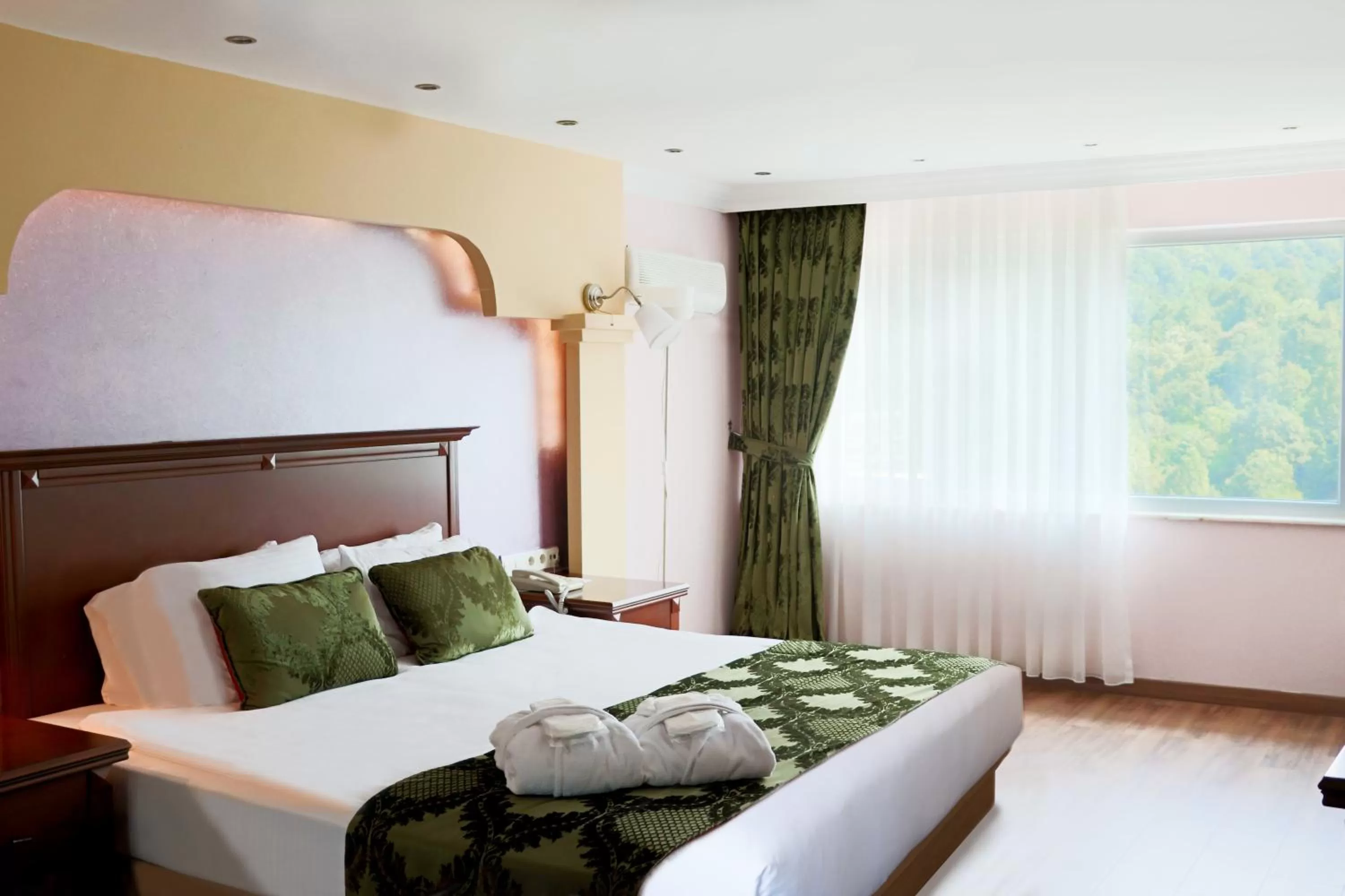 Three-Bedroom Suite in Thermalium Wellness & Spa Hotel by Vima