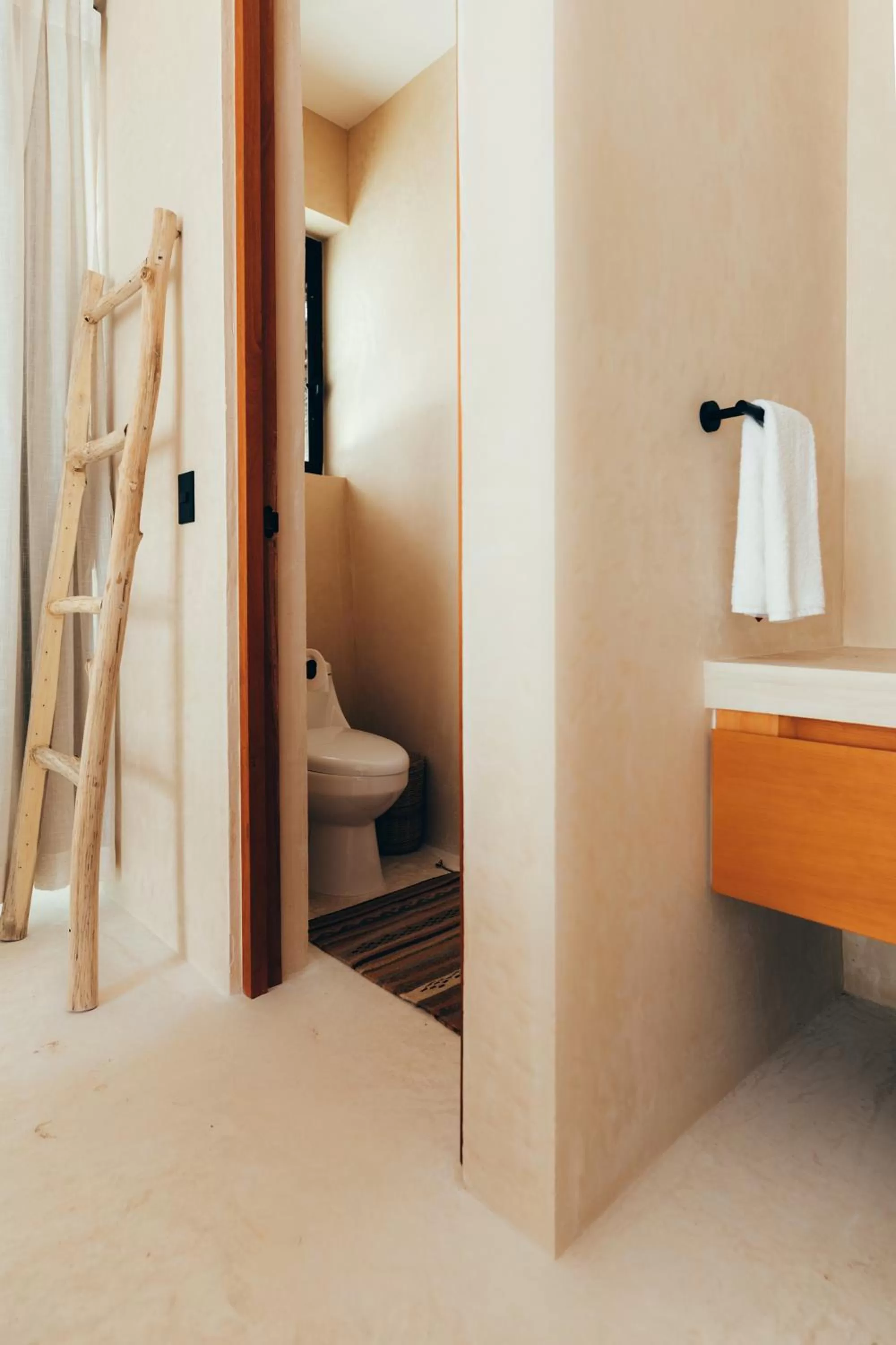 Toilet, Bathroom in Cucu Hotel El Cuyo