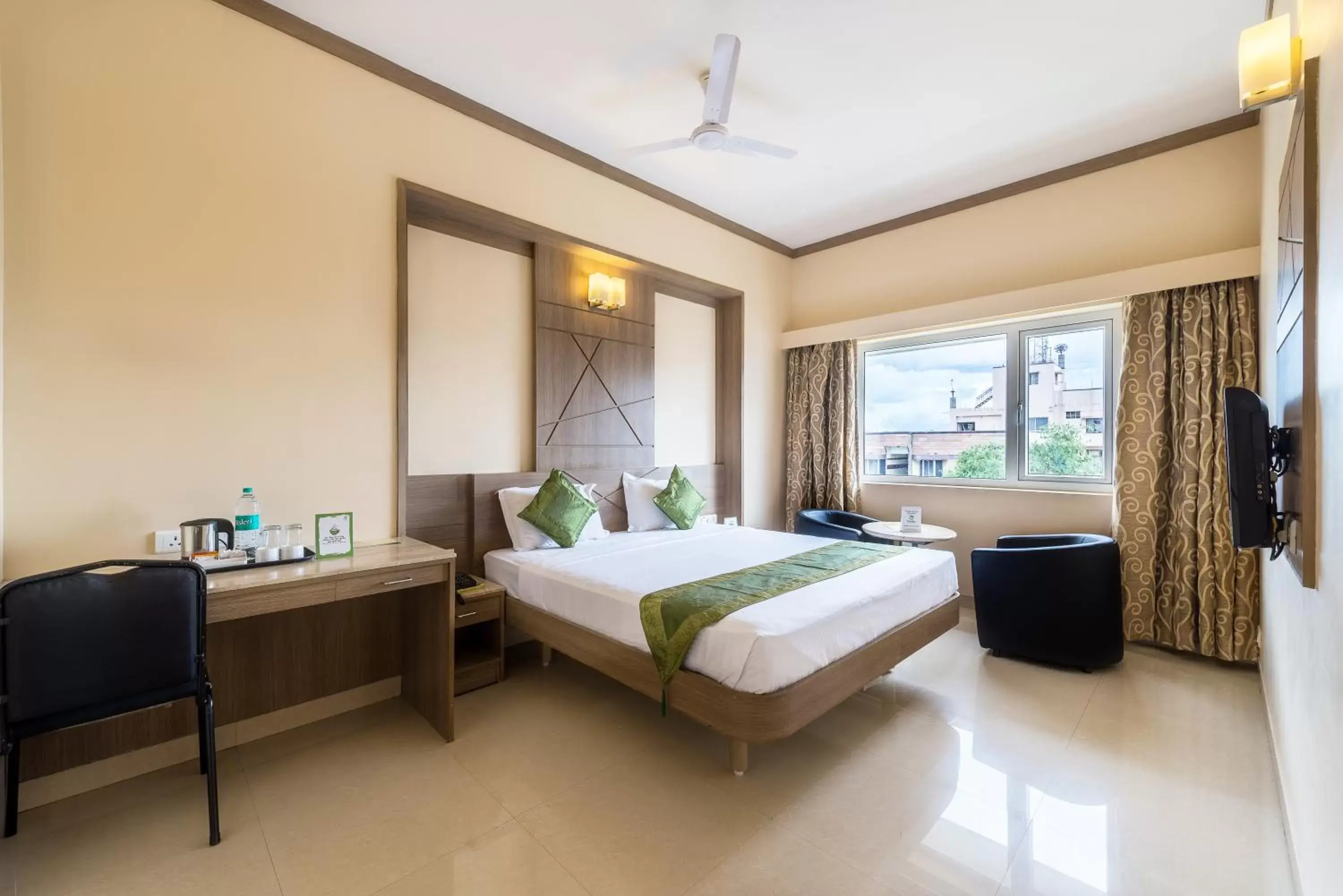 Treebo ESS Grande Treebo ESS Grande