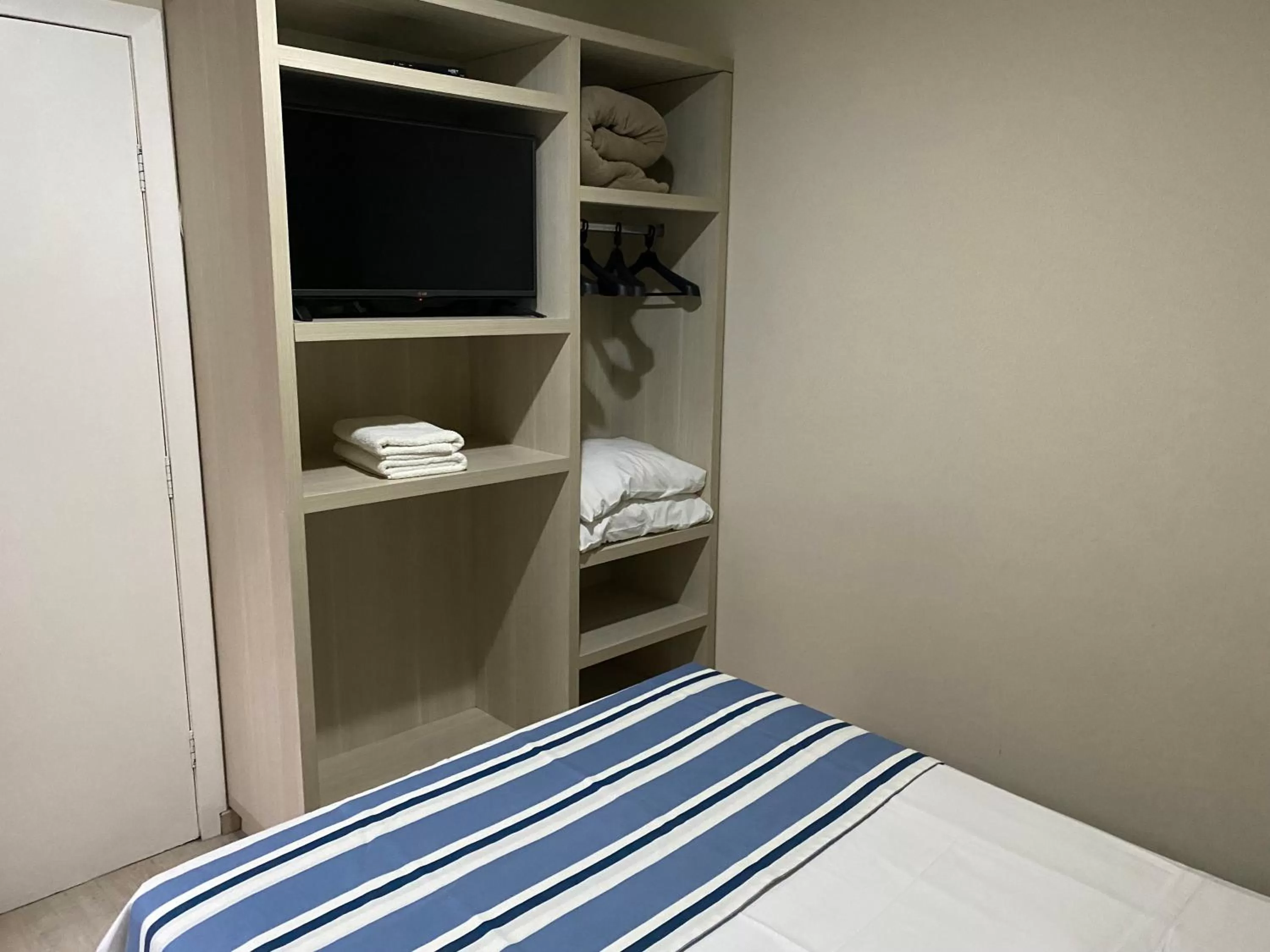 Bed in Hotel Sol By MRHotelaria