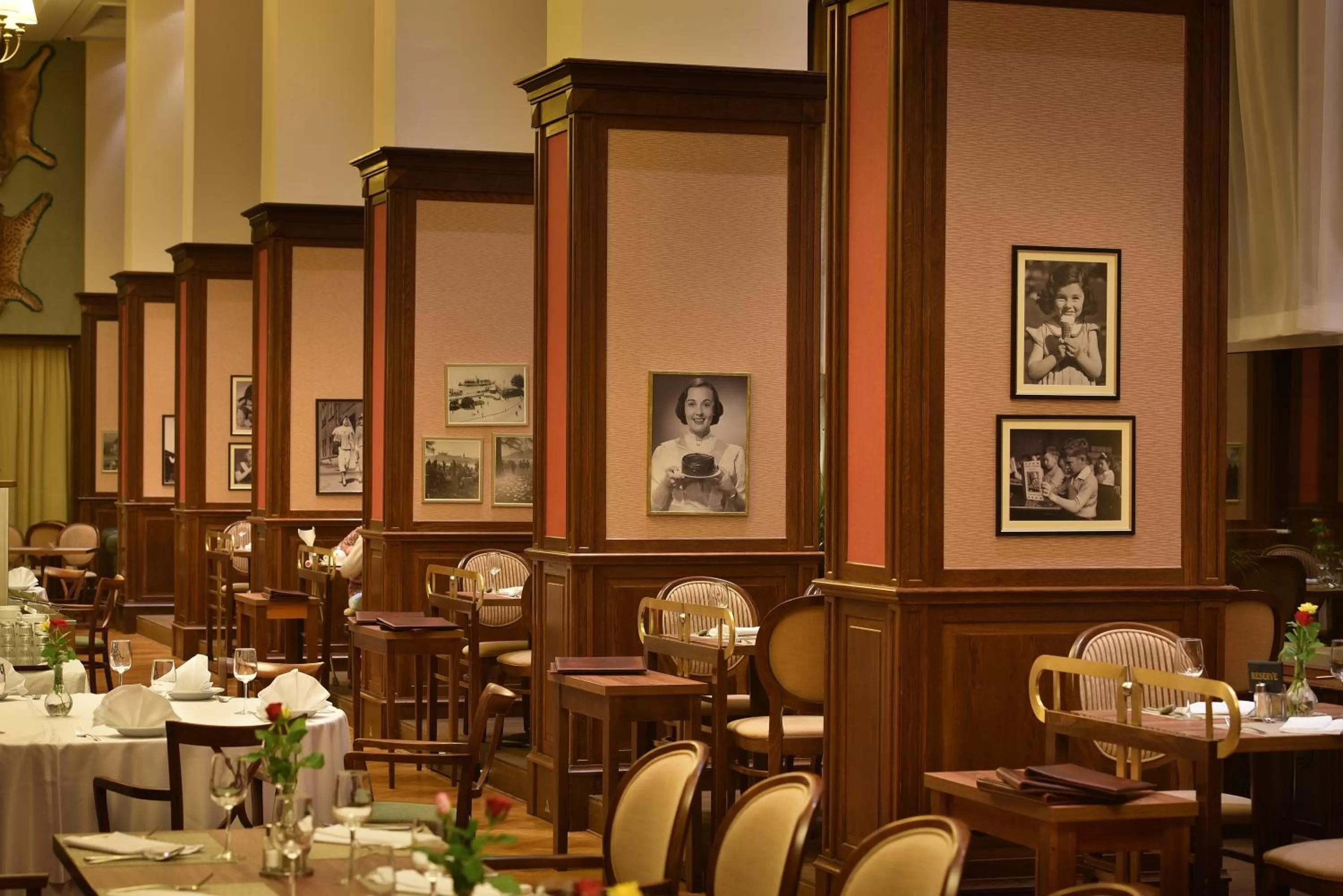 Restaurant/places to eat in Apollo Hotel Bratislava