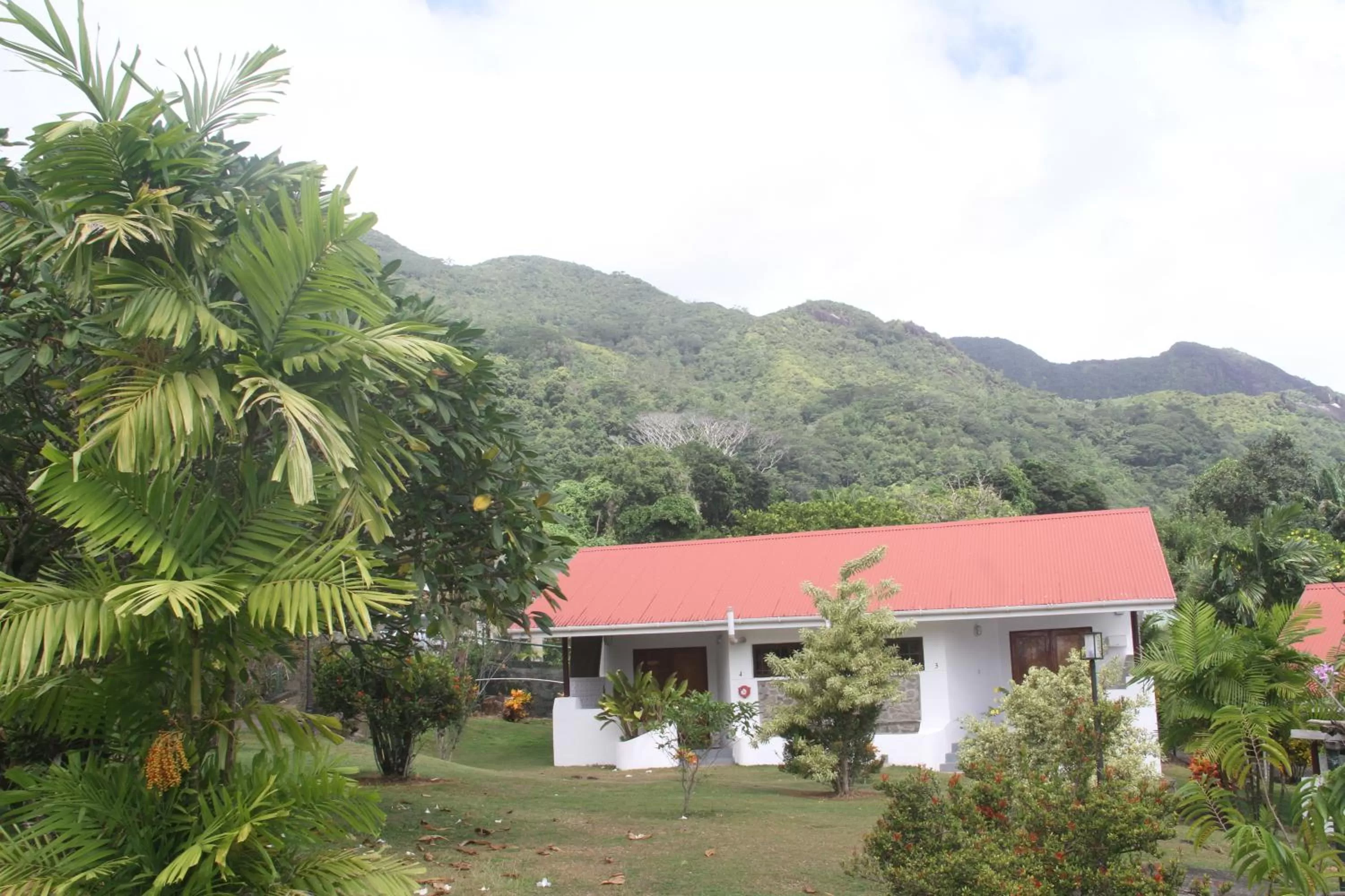 Garden view, Property Building in Daniella's Bungalows