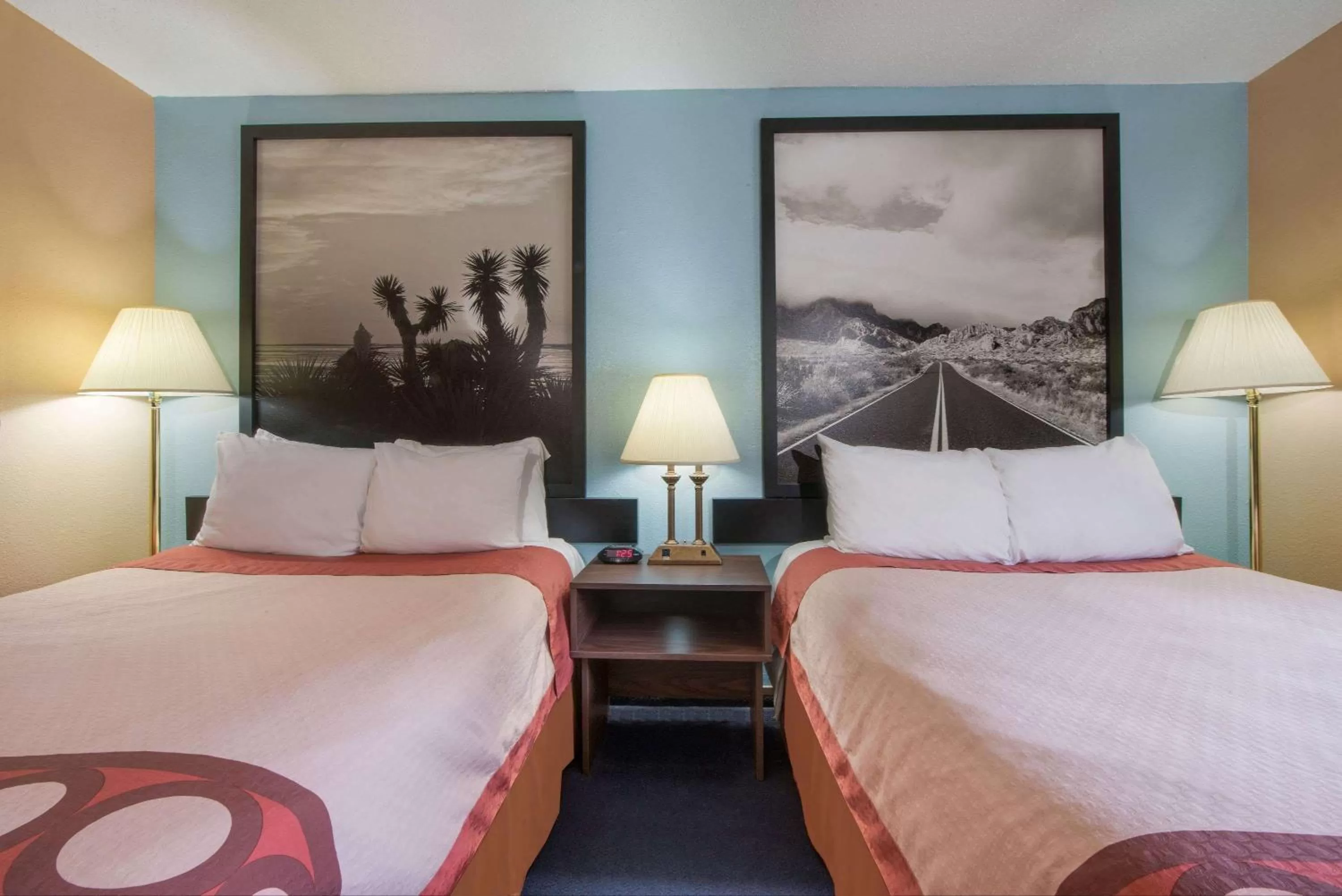 On site, Bed in Super 8 by Wyndham College Station