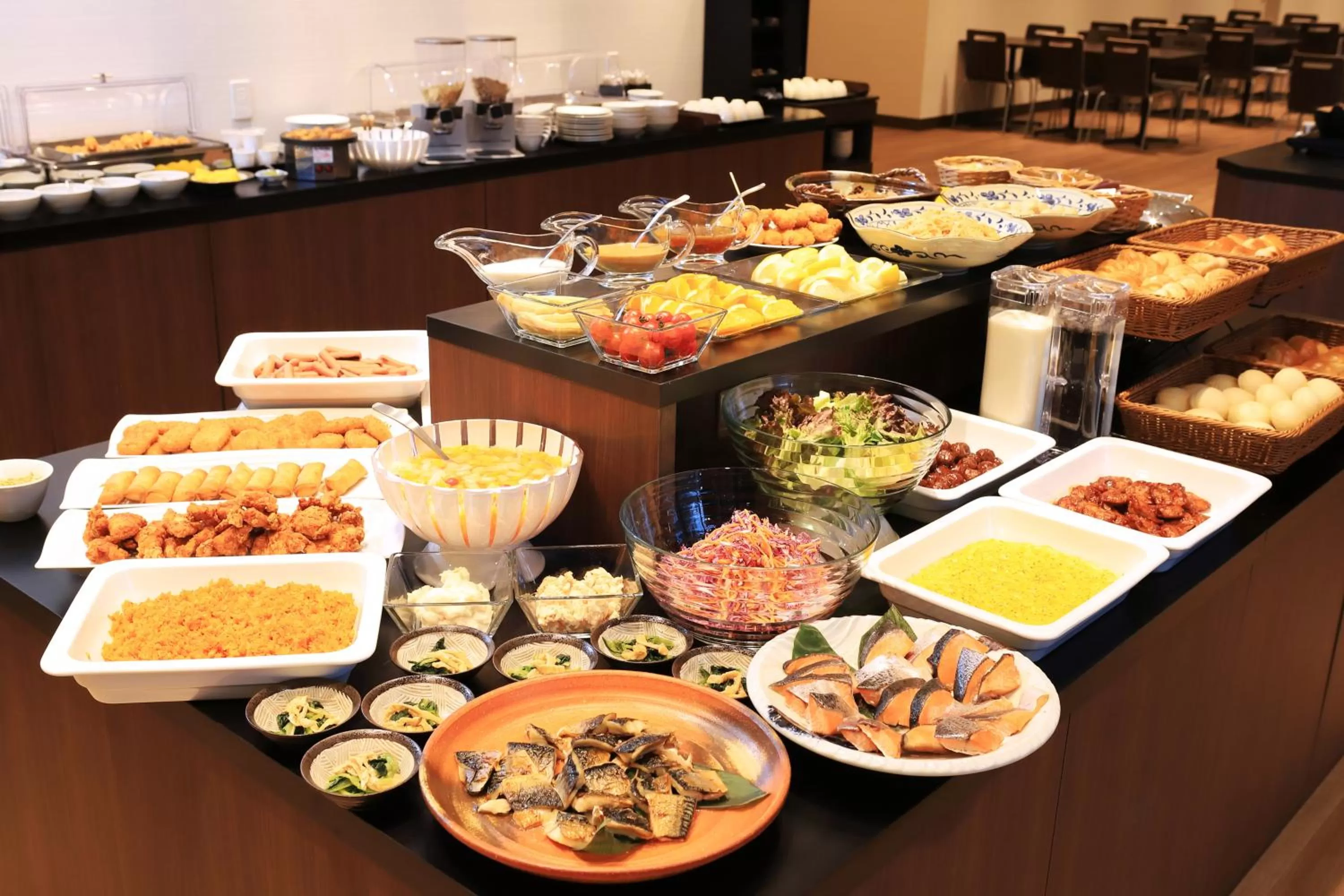 Breakfast in Smile Hotel Premium Osaka Hommachi