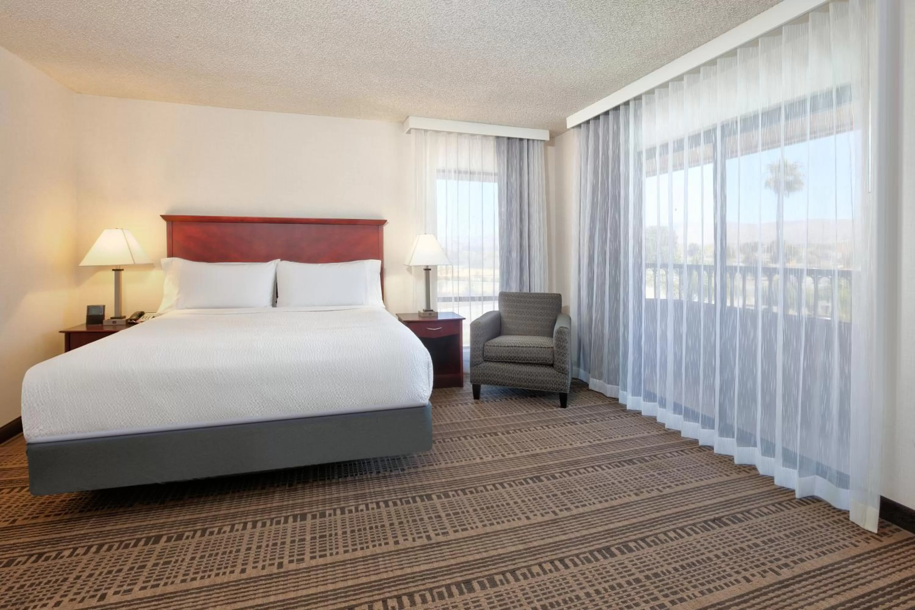 Bedroom, Bed in Holiday Inn & Suites Santa Maria by IHG