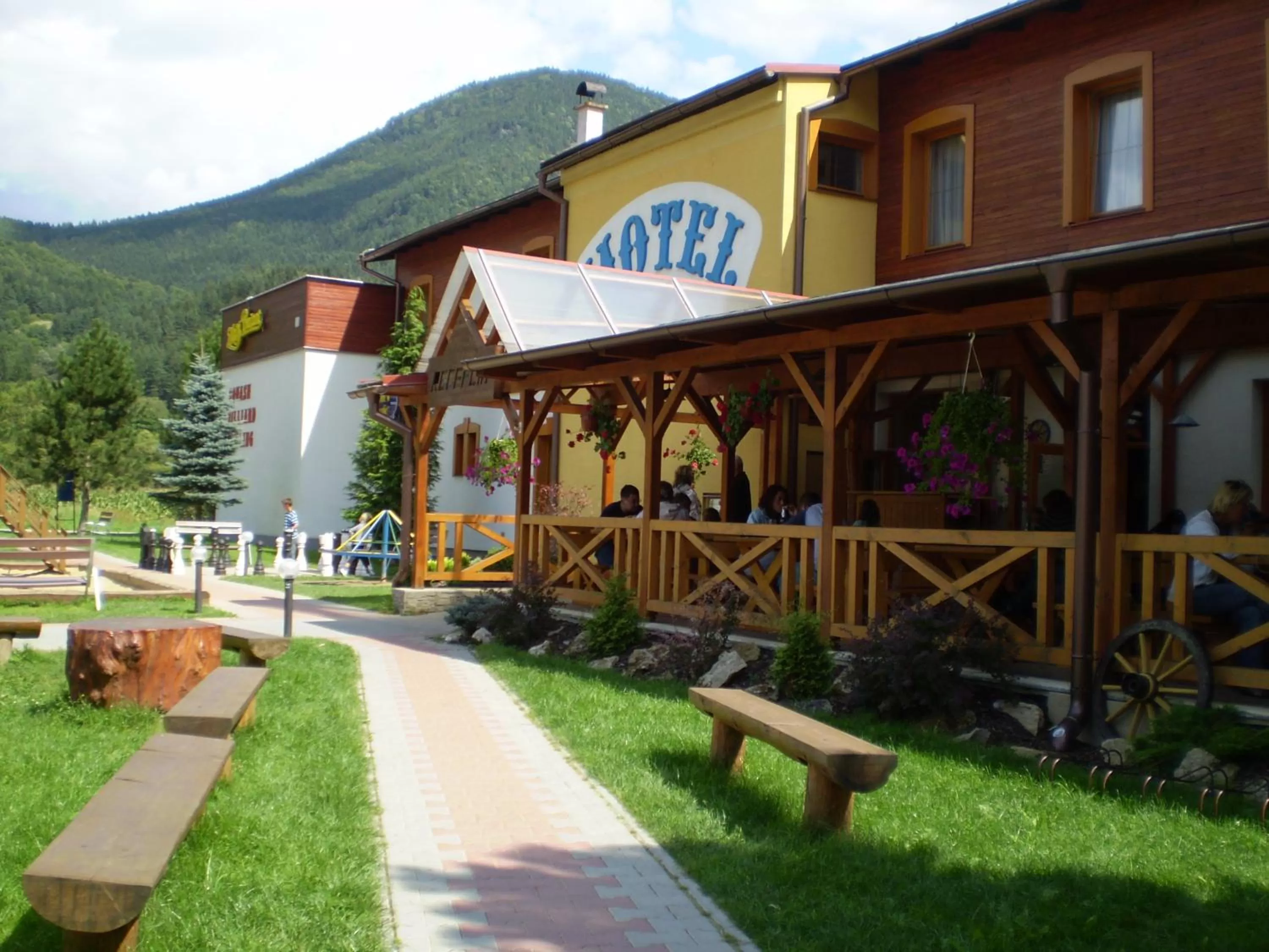 Facade/entrance in Motel Ranč