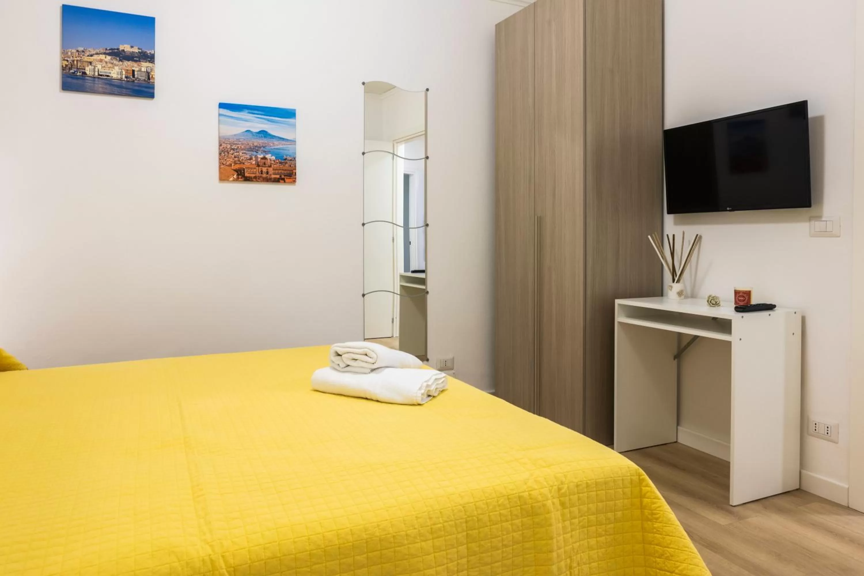 Bedroom, Bed in AdAstra b&b