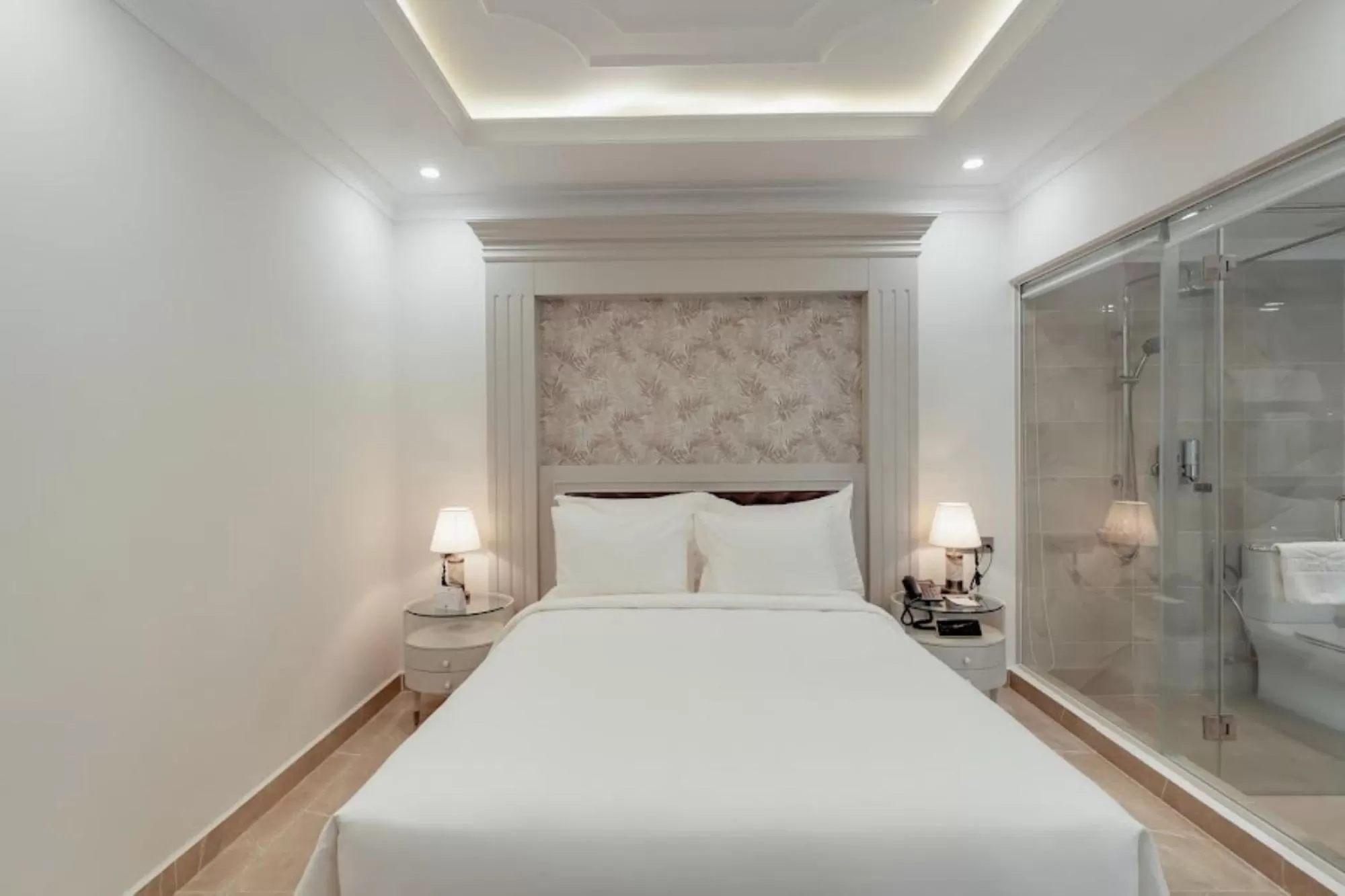 Bedroom, Bed in MerPerle Beach Hotel